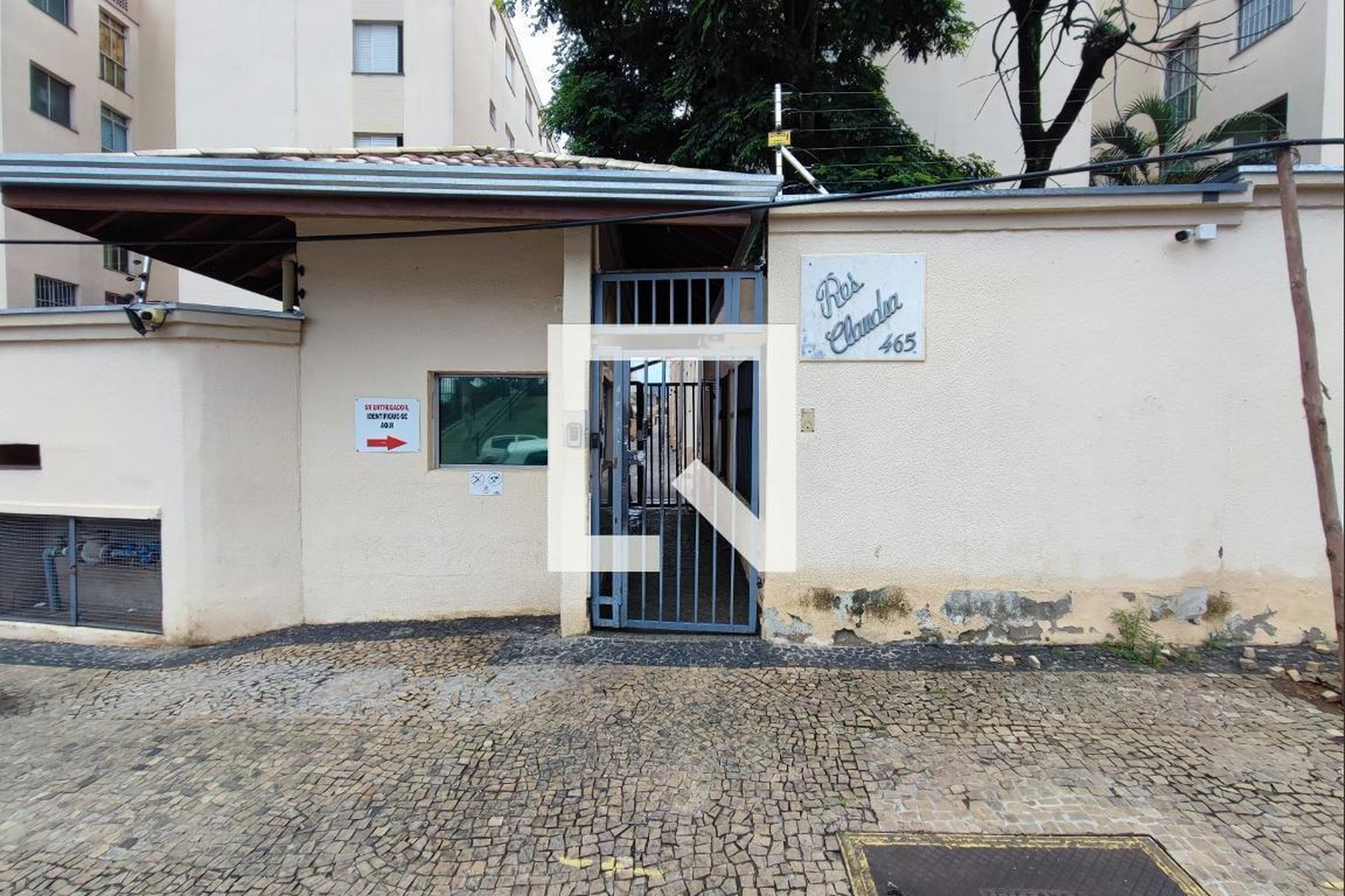 Fachada do Condomínio Condomínio em Rua Martinópolis, 466