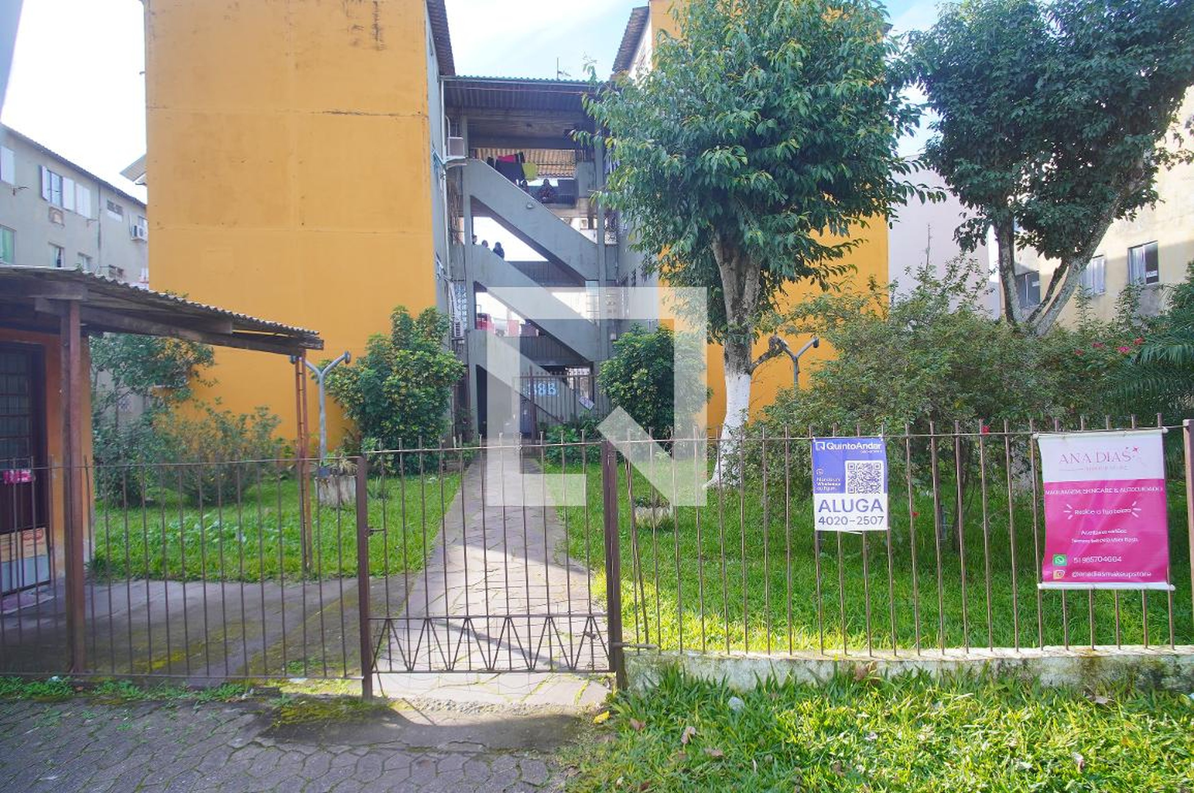 Fachada Condomínio em Avenida Alfredo Scharlau, 38b