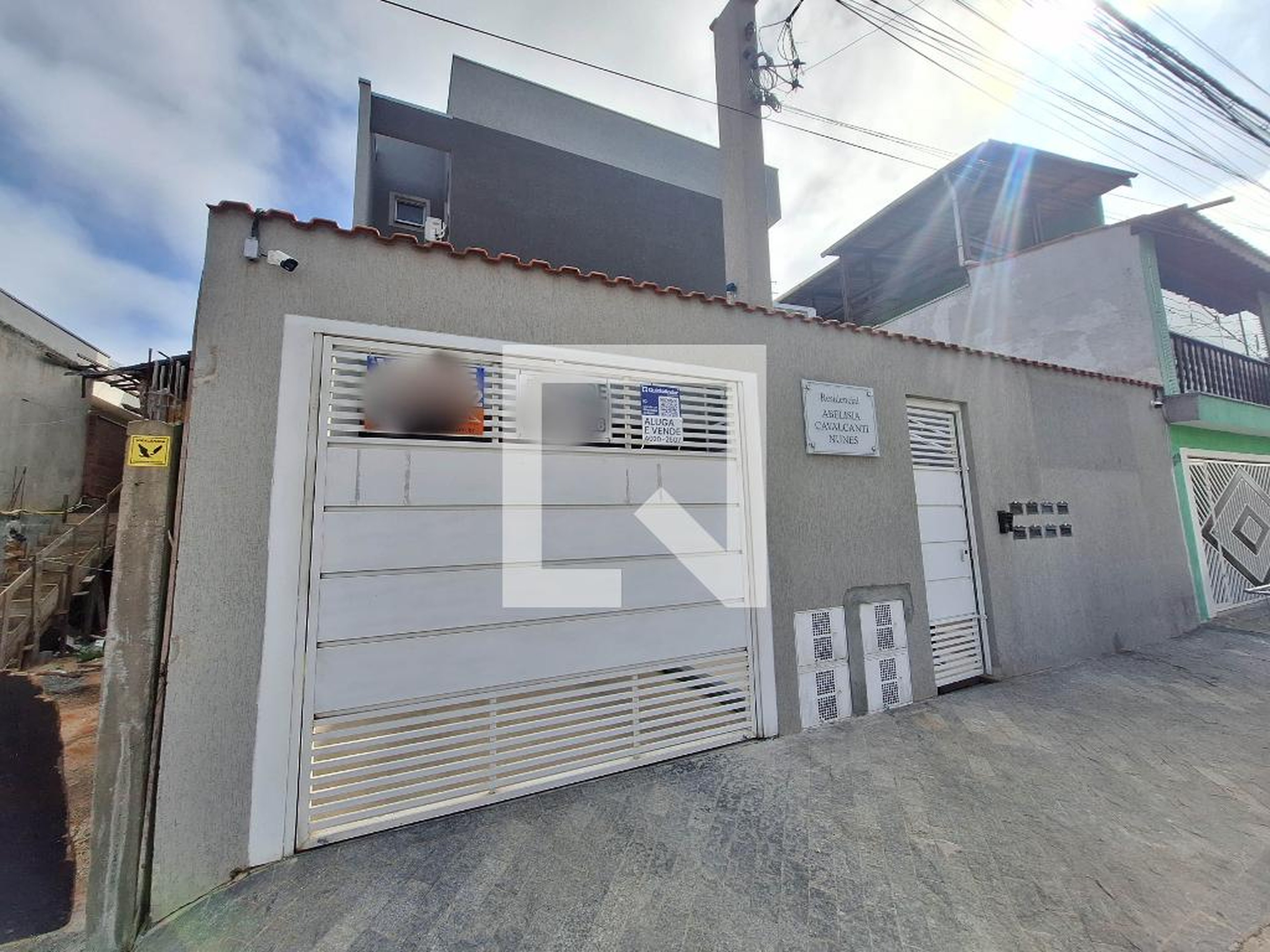 Fachada Condomínio em Rua Sebastião Ivo, 385