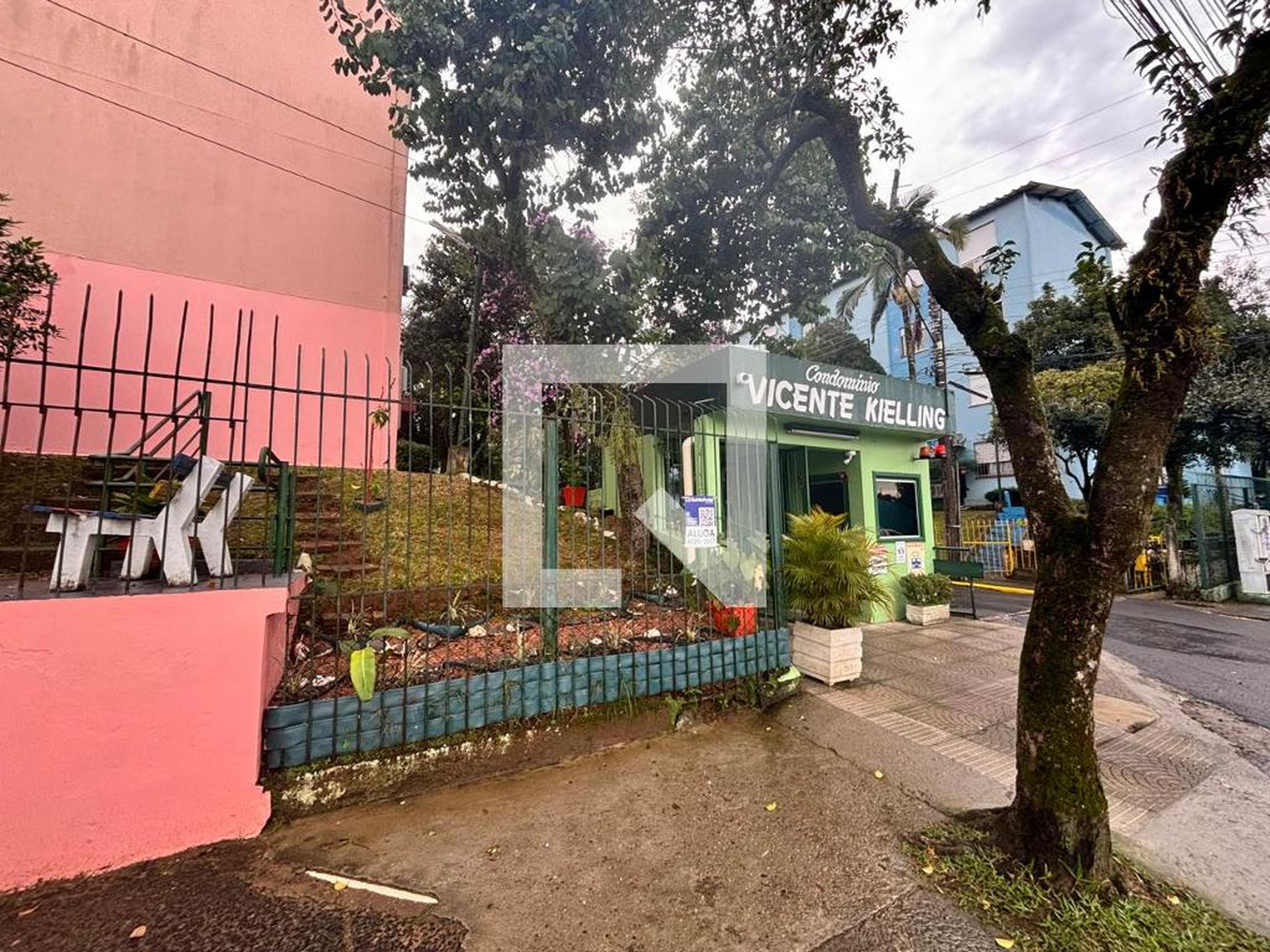 Fachada Condomínio em Rua Beno Hugo Hack, 175