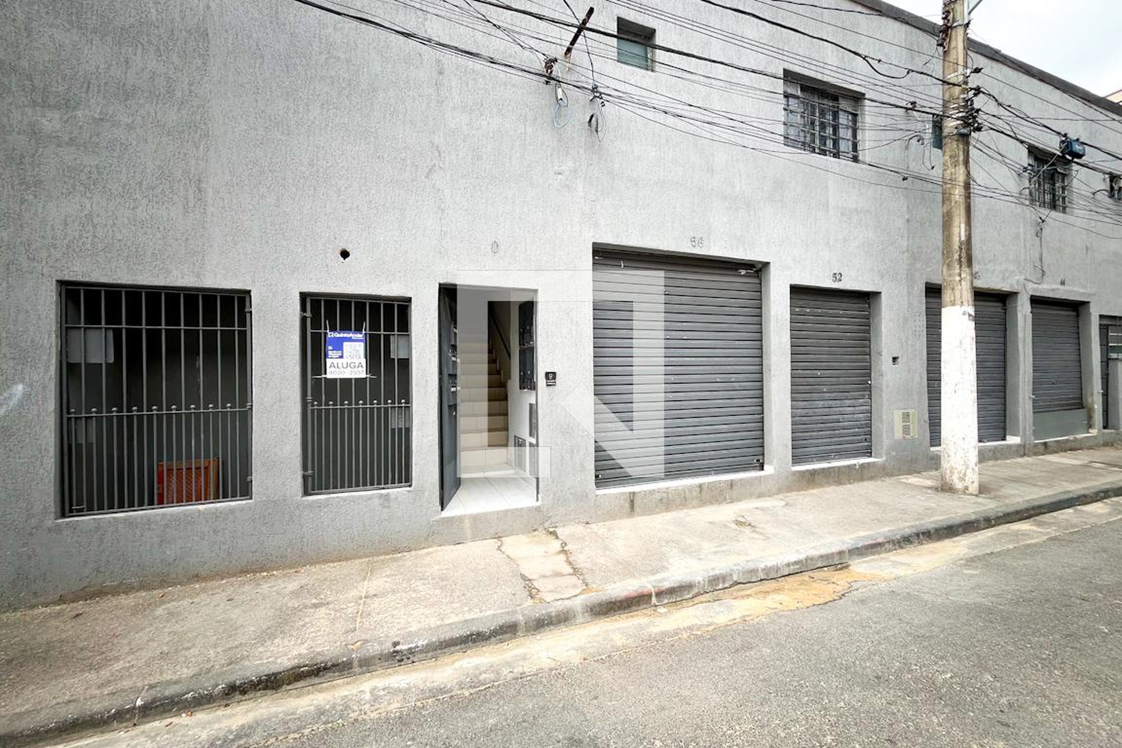 Fachada Condomínio em Rua Menfis, 60