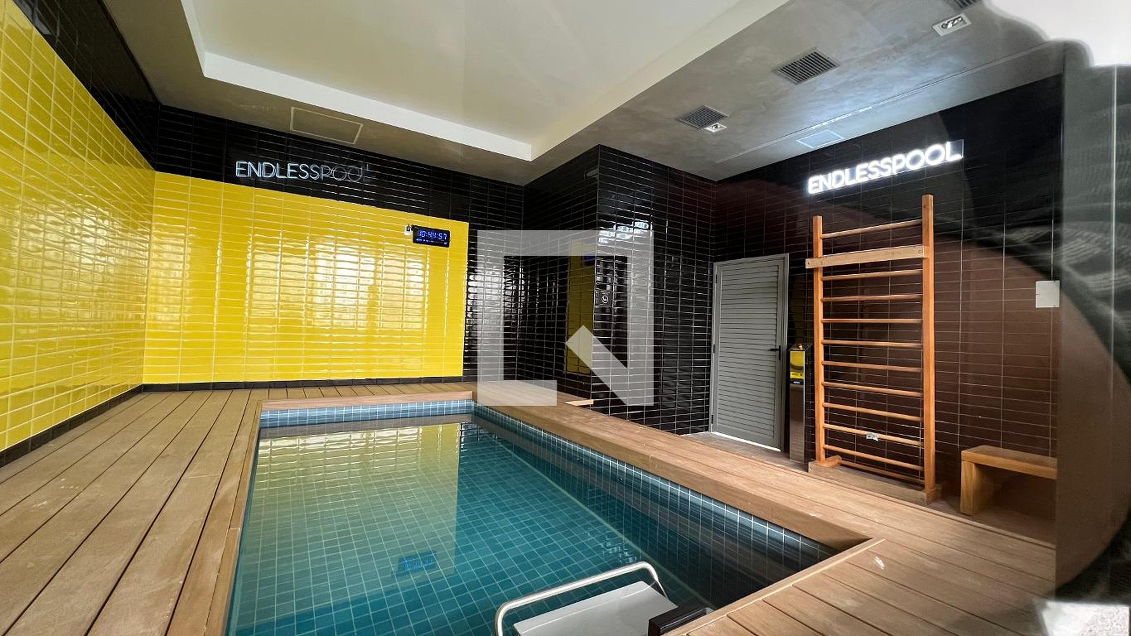 Piscina Coberta - Highlights Pinheiros