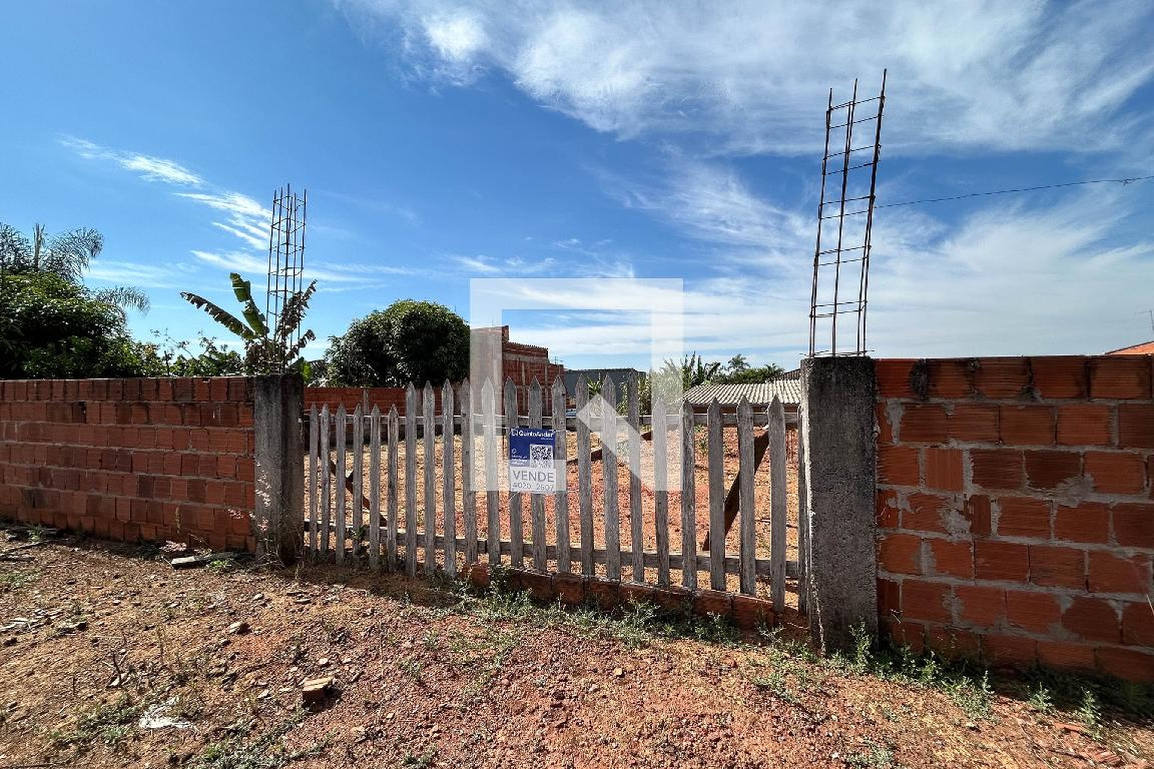Fachada Condomínio em GUARÁ II QE 38 ÁREA CENTRAL LT 11, s/n