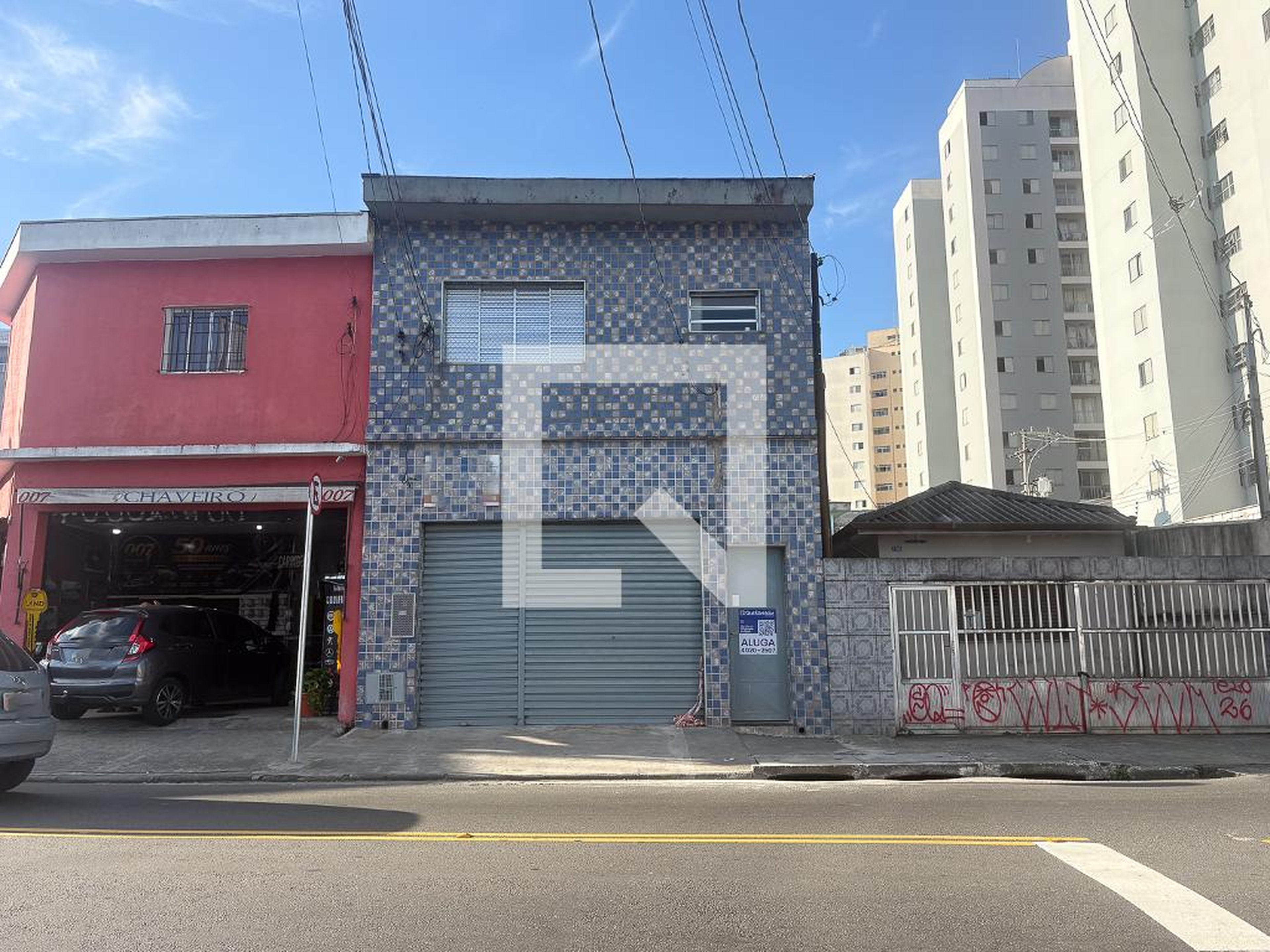 Fachada Condomínio em Rua Solidônio Leite, 2283