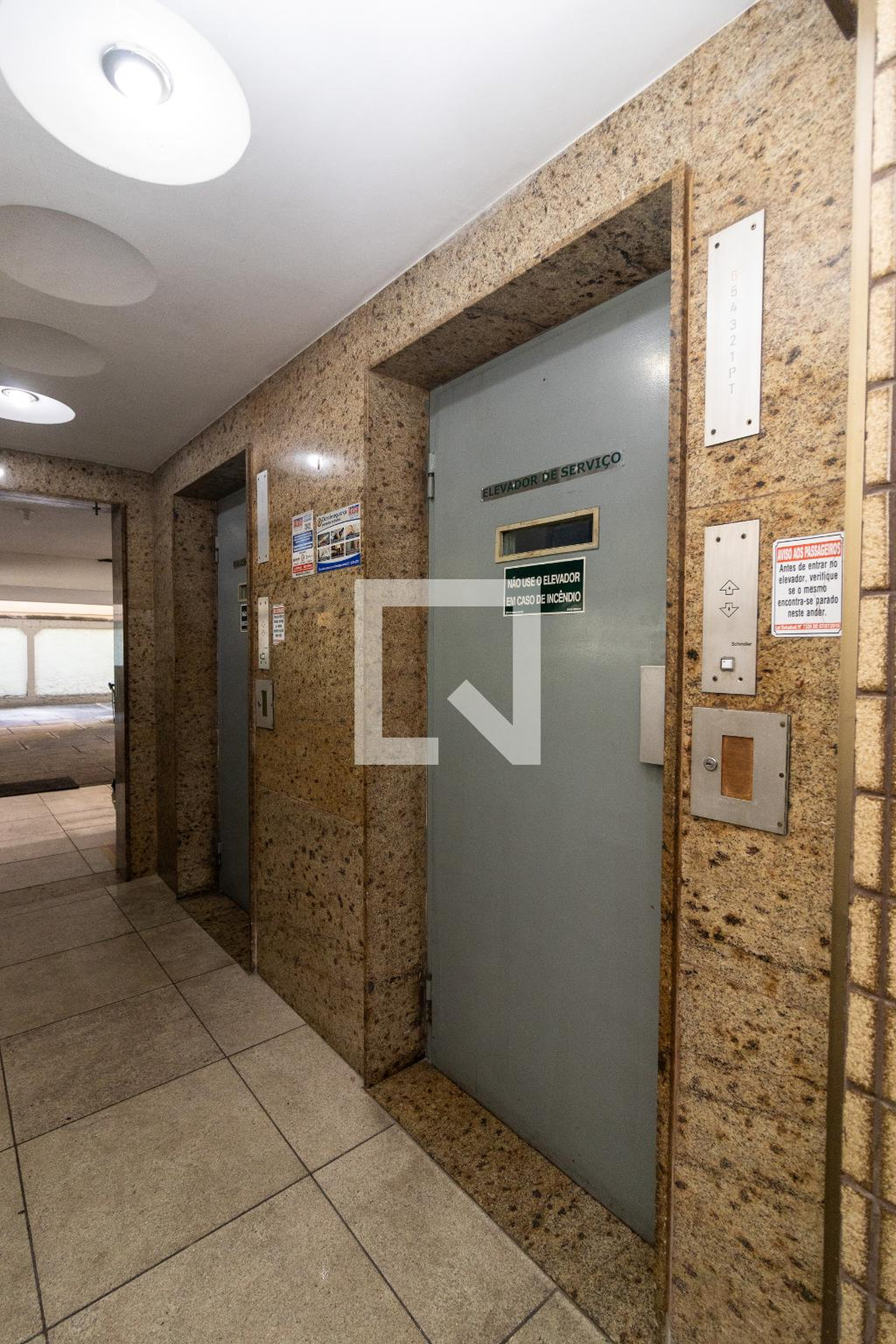 Elevador - Edifício Macedo III