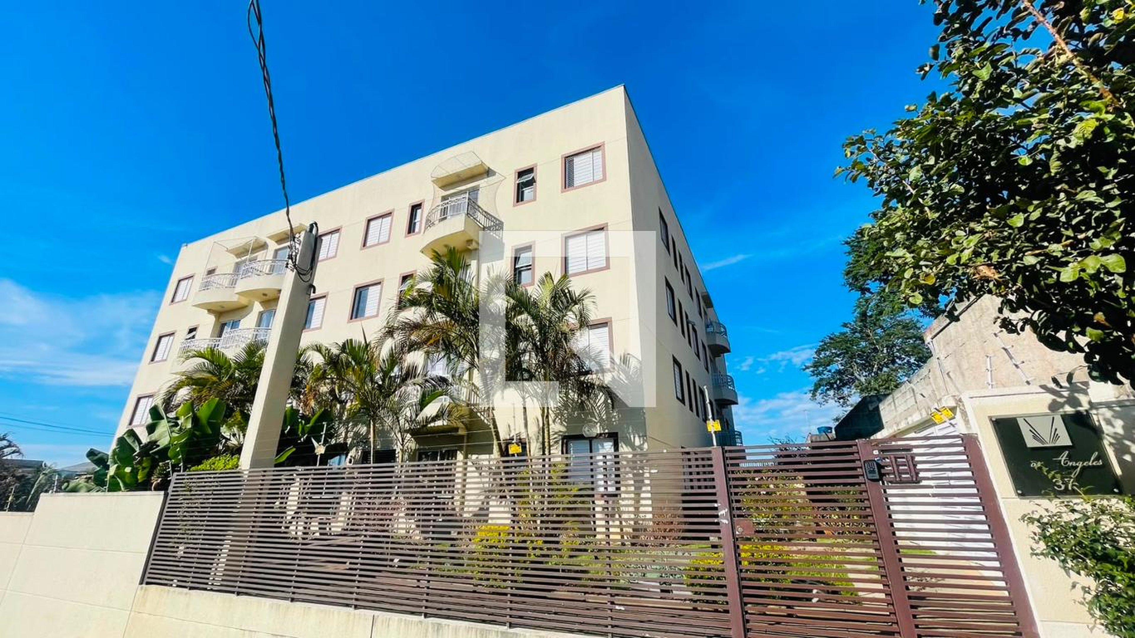 Fachada Residencial Los Angeles