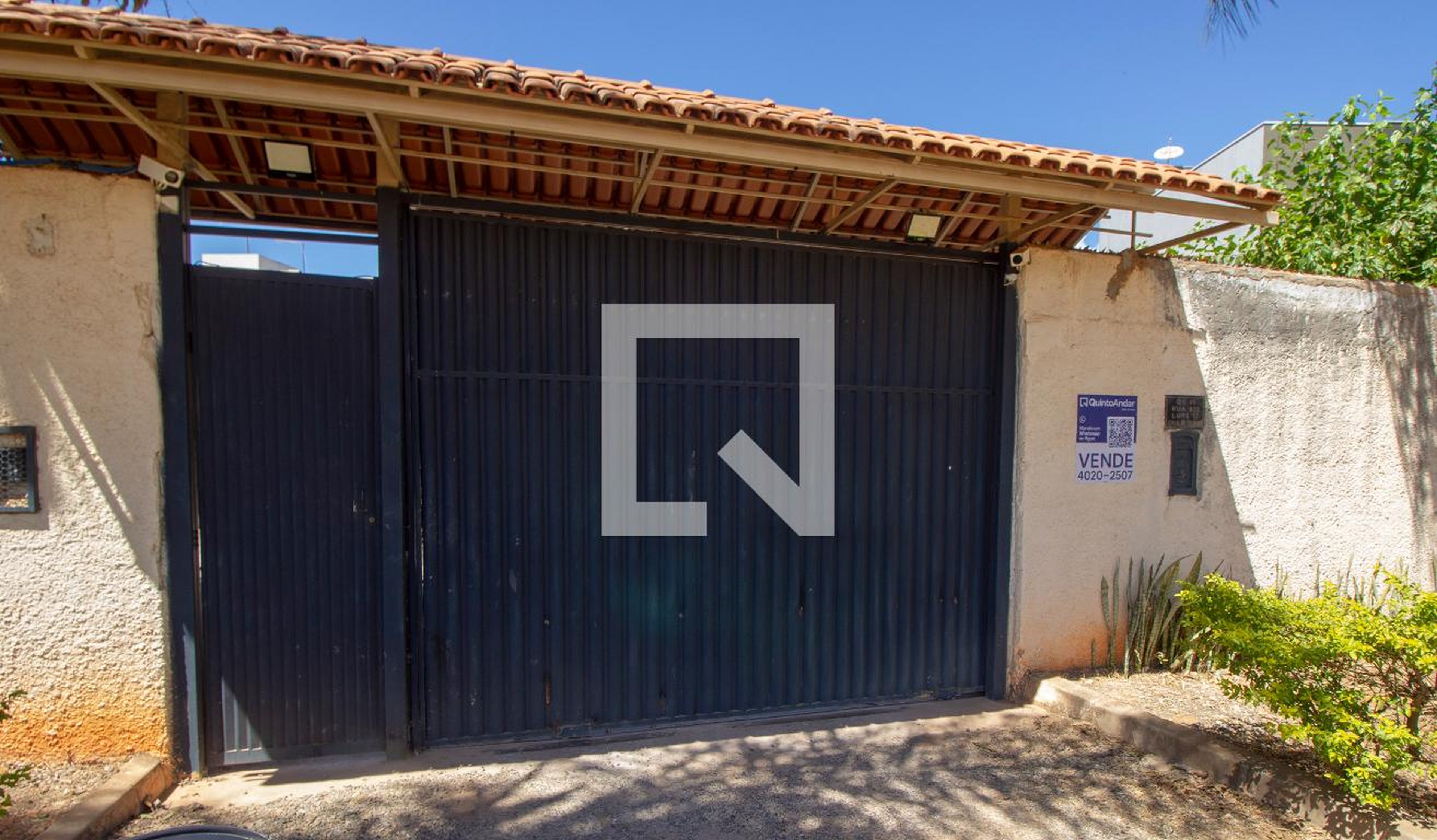 Fachada Condomínio em AREAL RUA 820 QS 5 LT 8/10, s/n