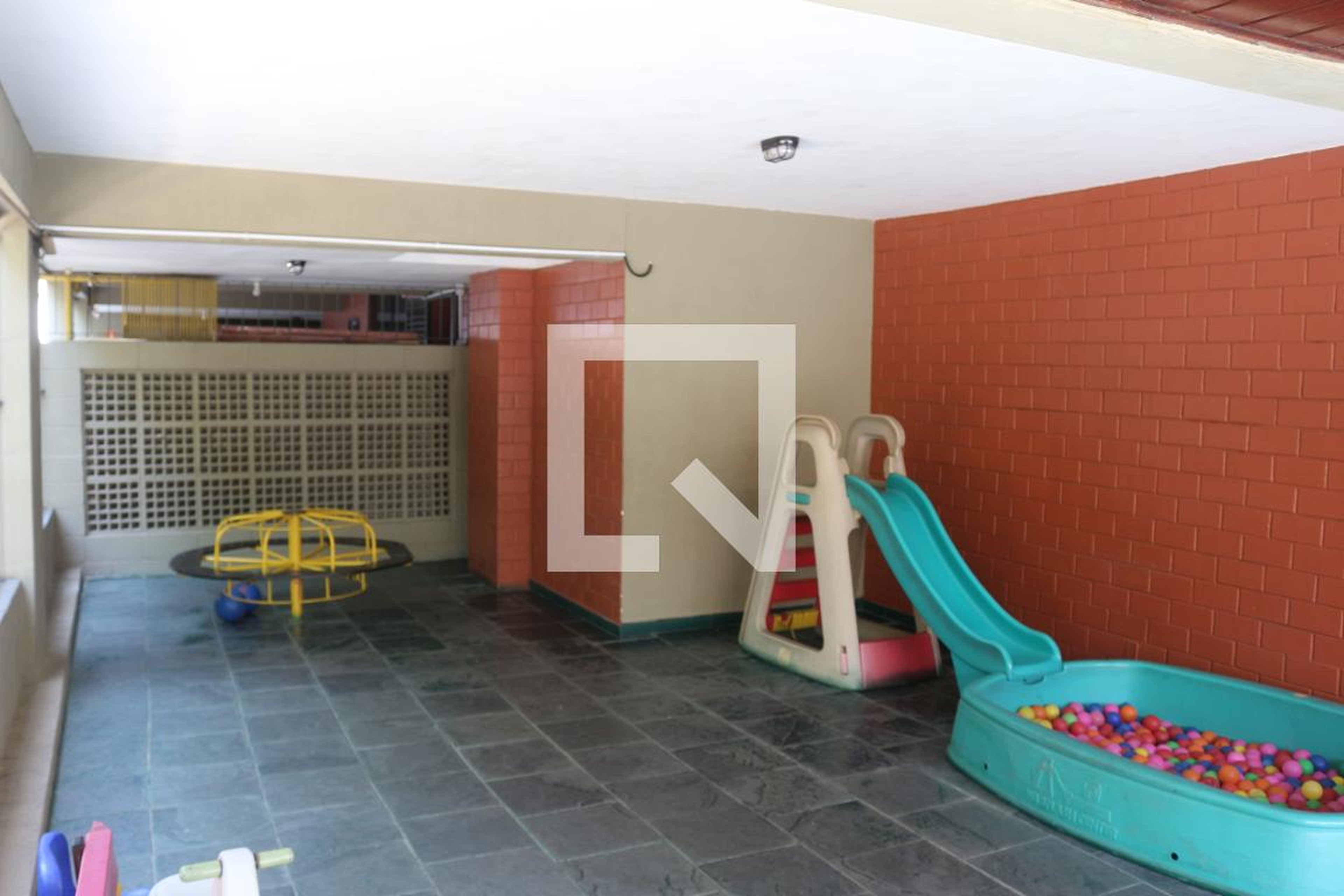 Brinquedoteca - Edifício Conjunto Floreo