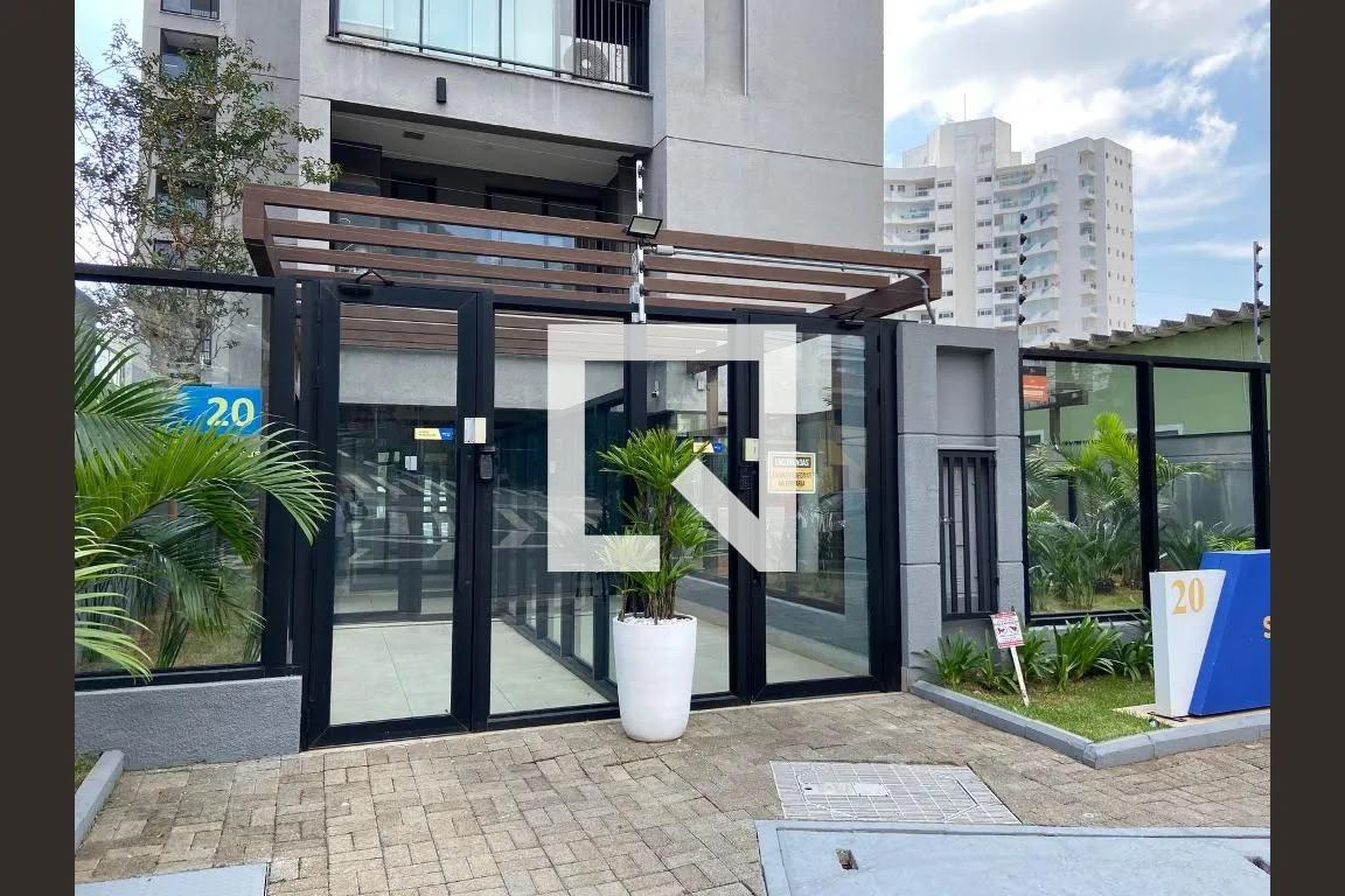 Fachada Condomínio Smart 18