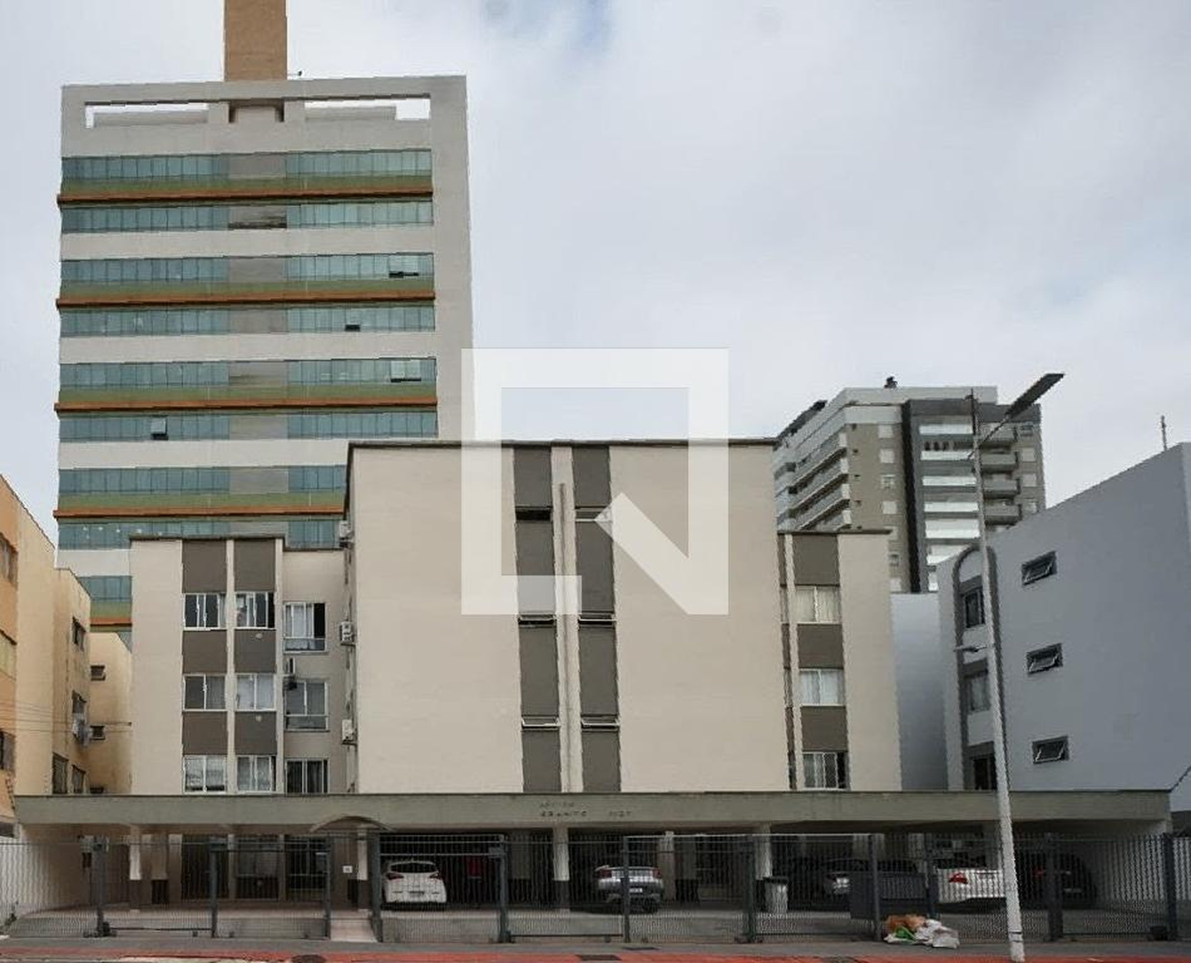 Fachada Condomínio em Avenida Lédio João Martins, 1127