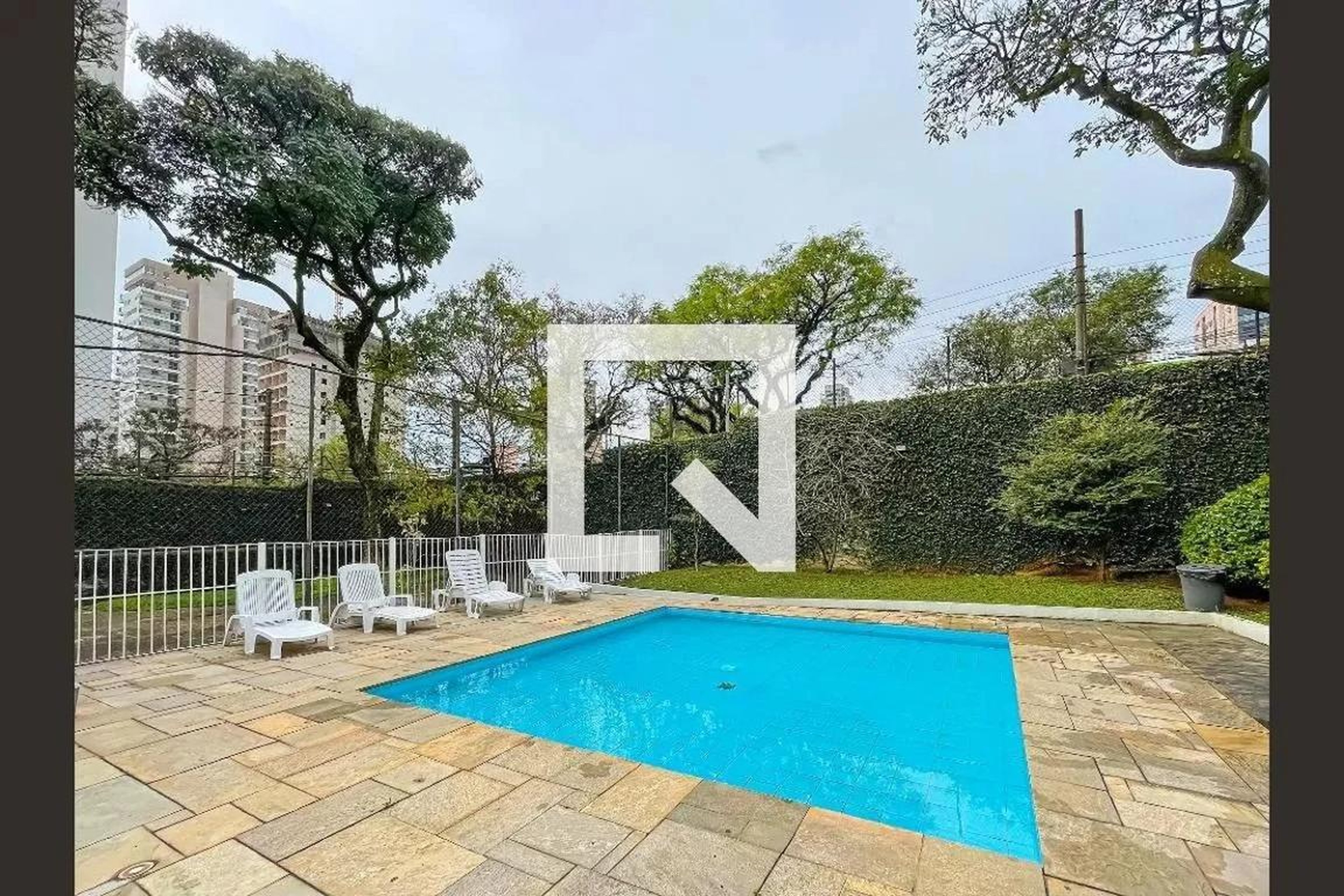 Piscina - Edifício Cipreste