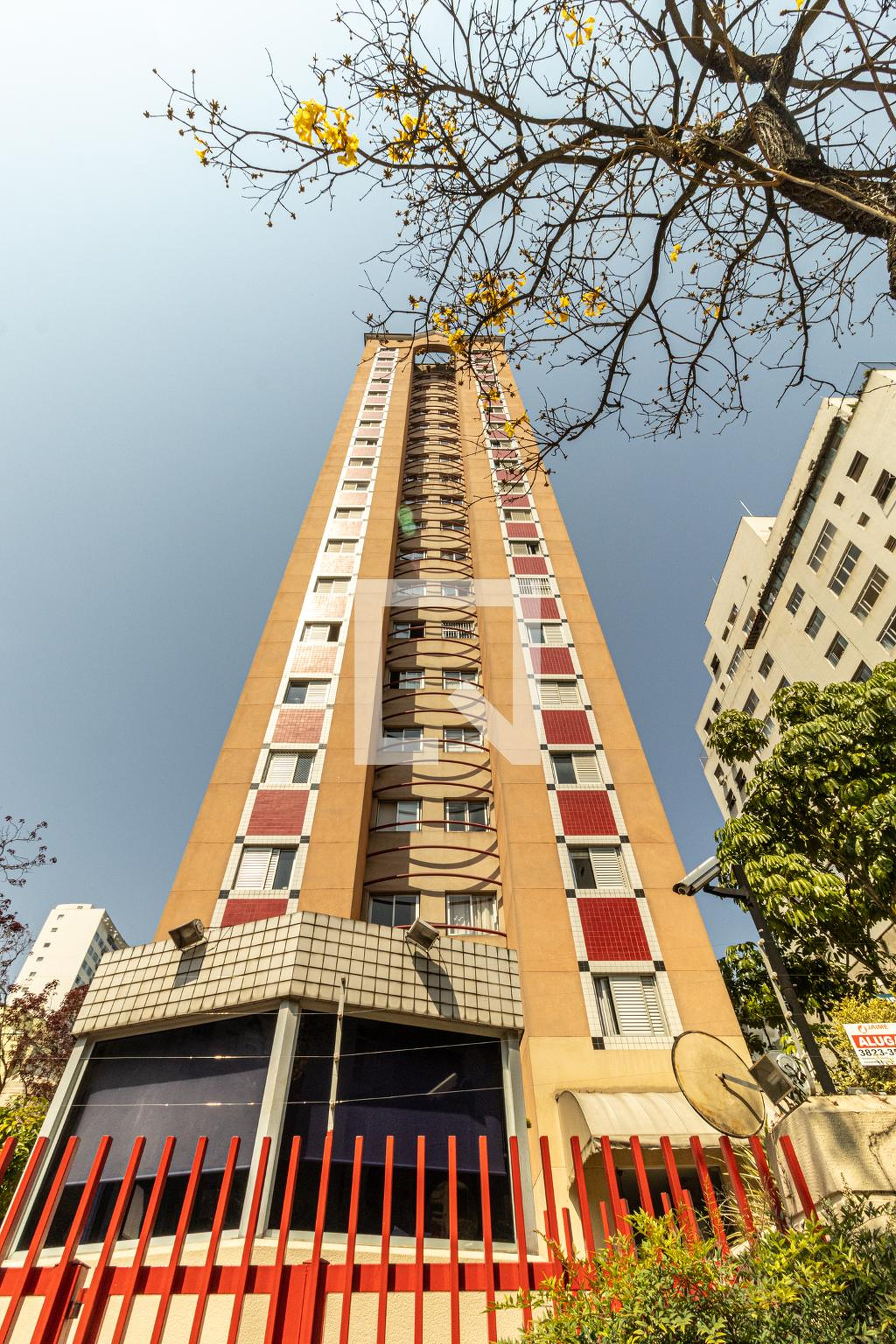 Fachada Edifício Bristol Plaza