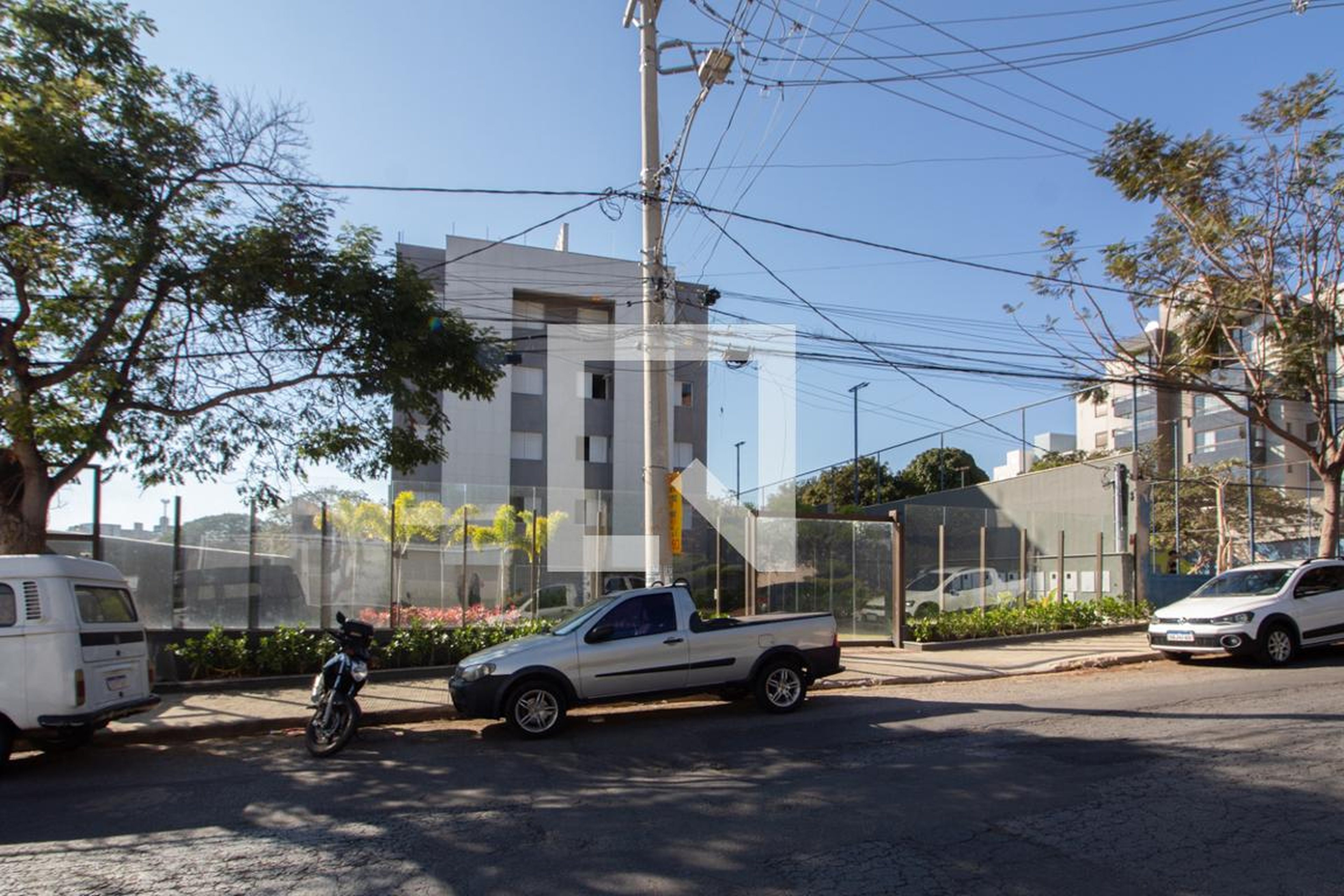 Fachada Condomínio em Rua José Moura Peçanha, 67