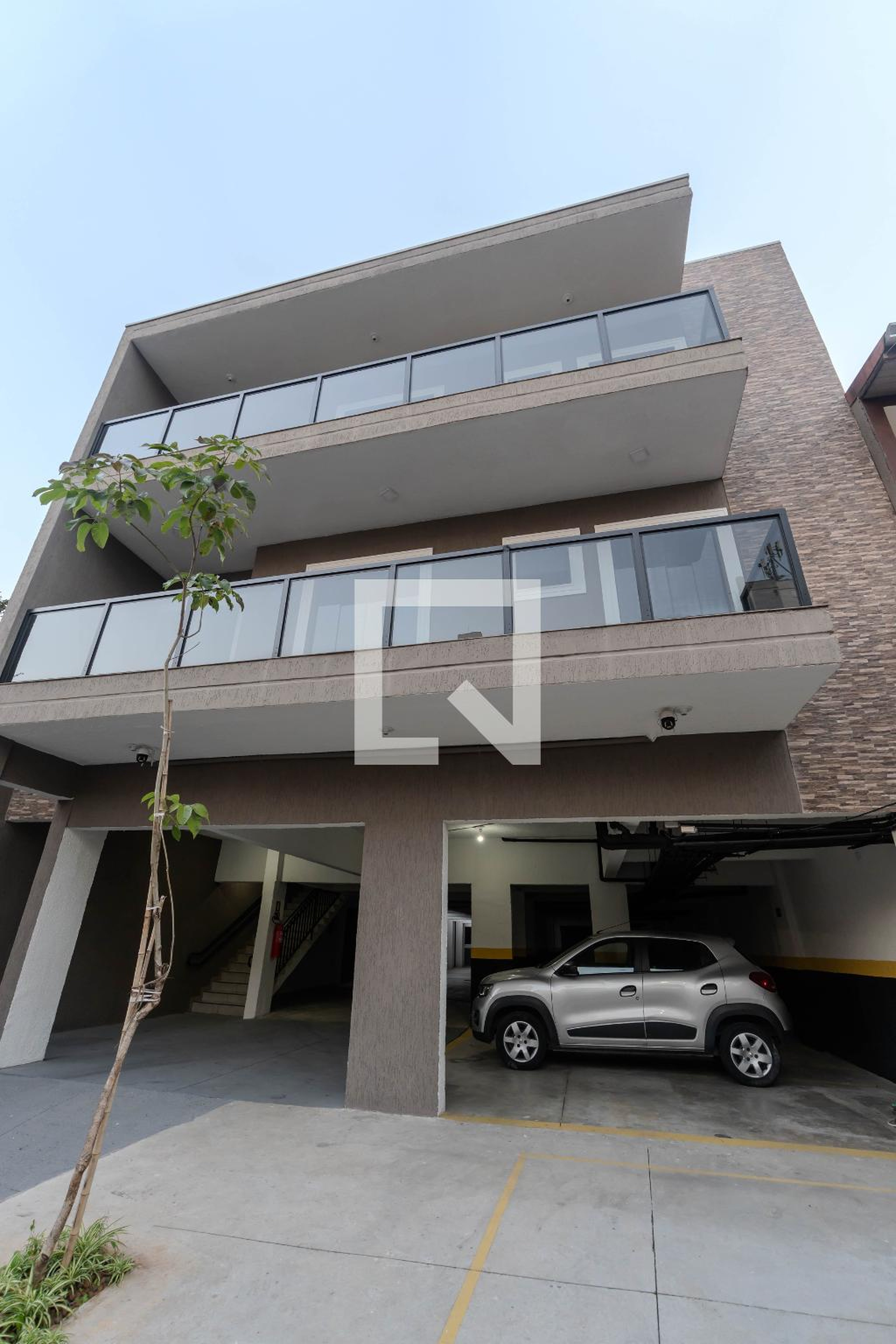 Fachada Condomínio Joseph Chinard