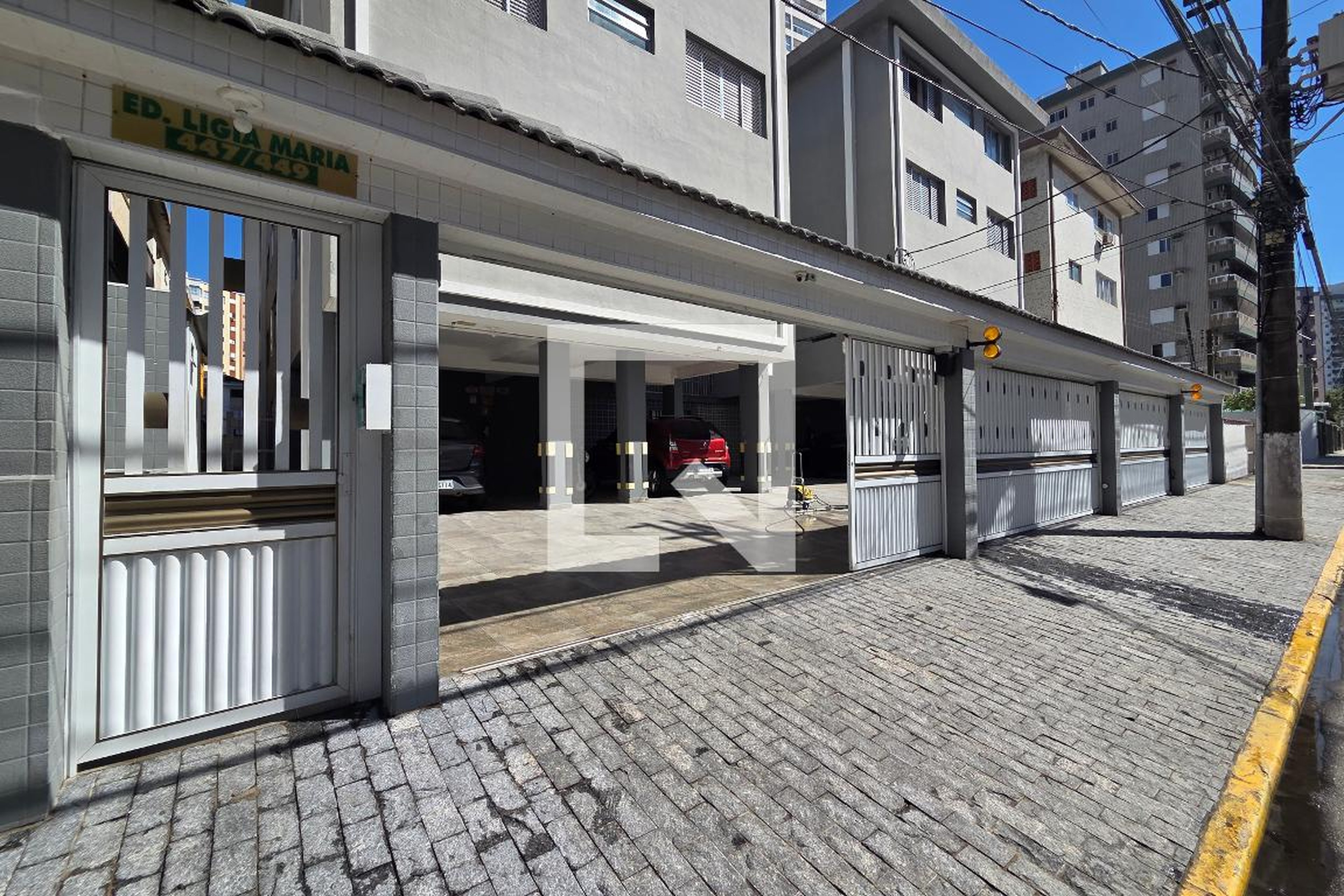 Fachada Condomínio Lygia Maria