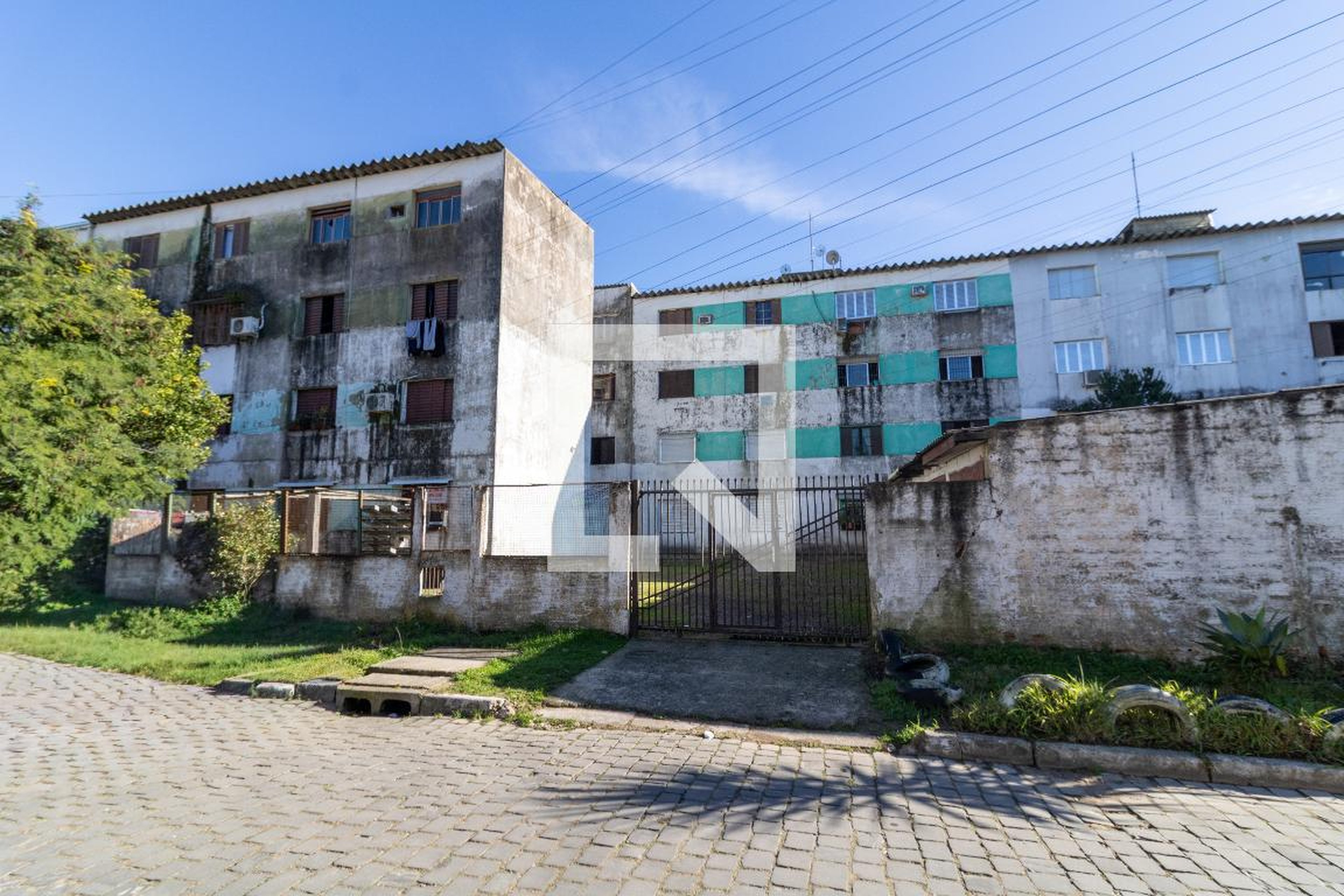 Fachada Condomínio em Rua Carolina, 50