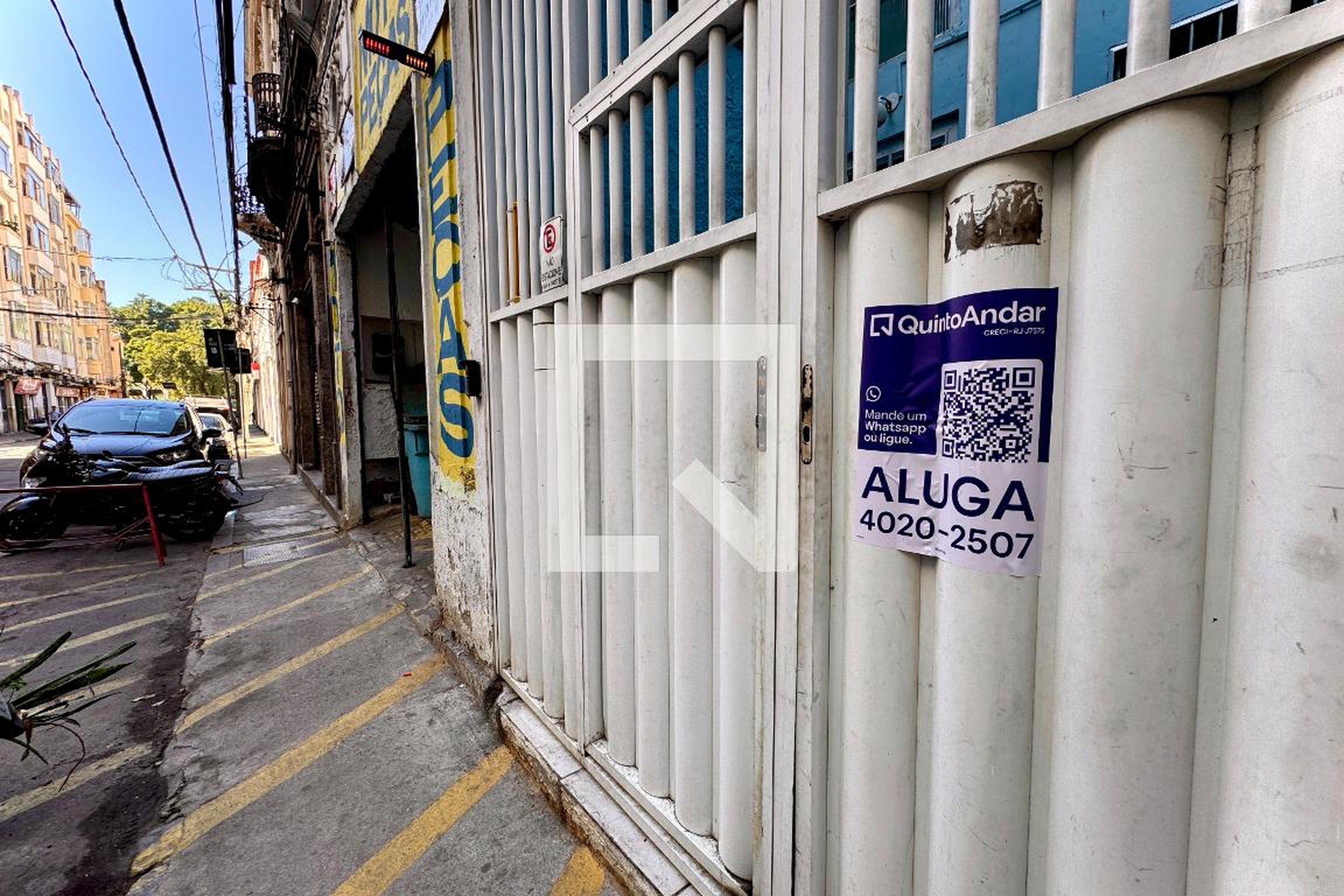 Fachada Condomínio em Rua Pedro Américo, 107