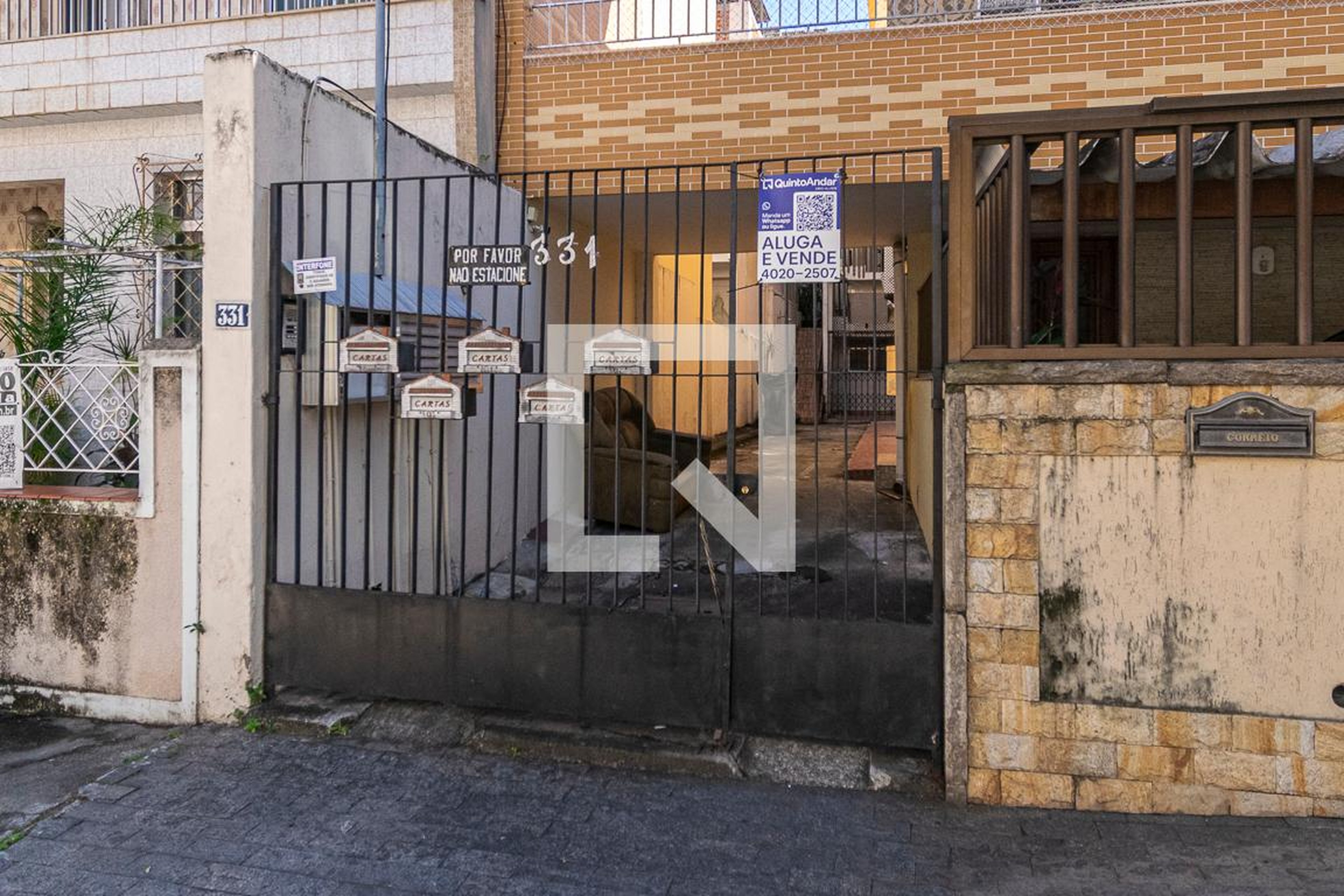Fachada Condomínio em Rua Gilberto Goularte de Andrade, 331