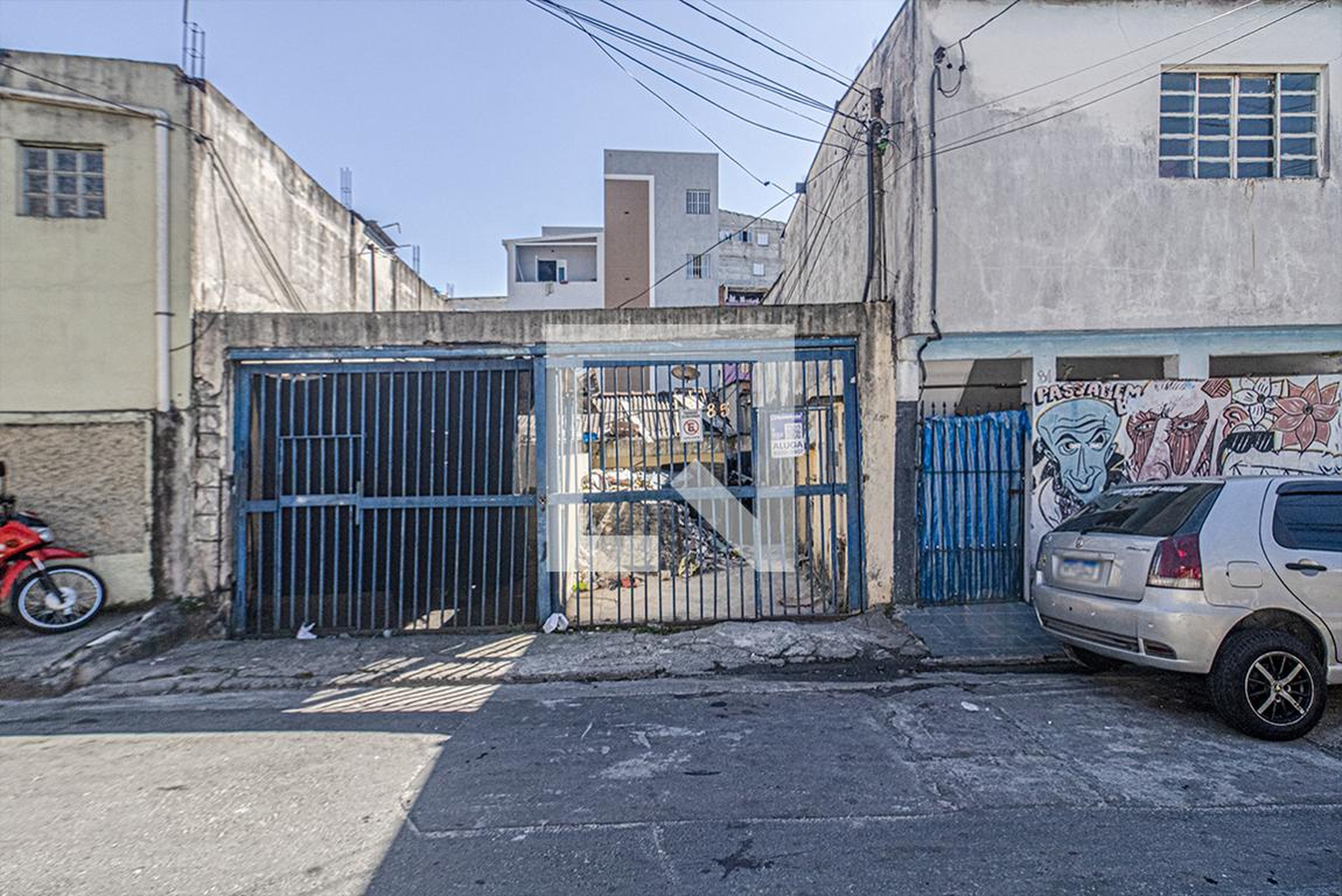 fachada Condomínio em Rua Elias Nagem Haidamus, 85