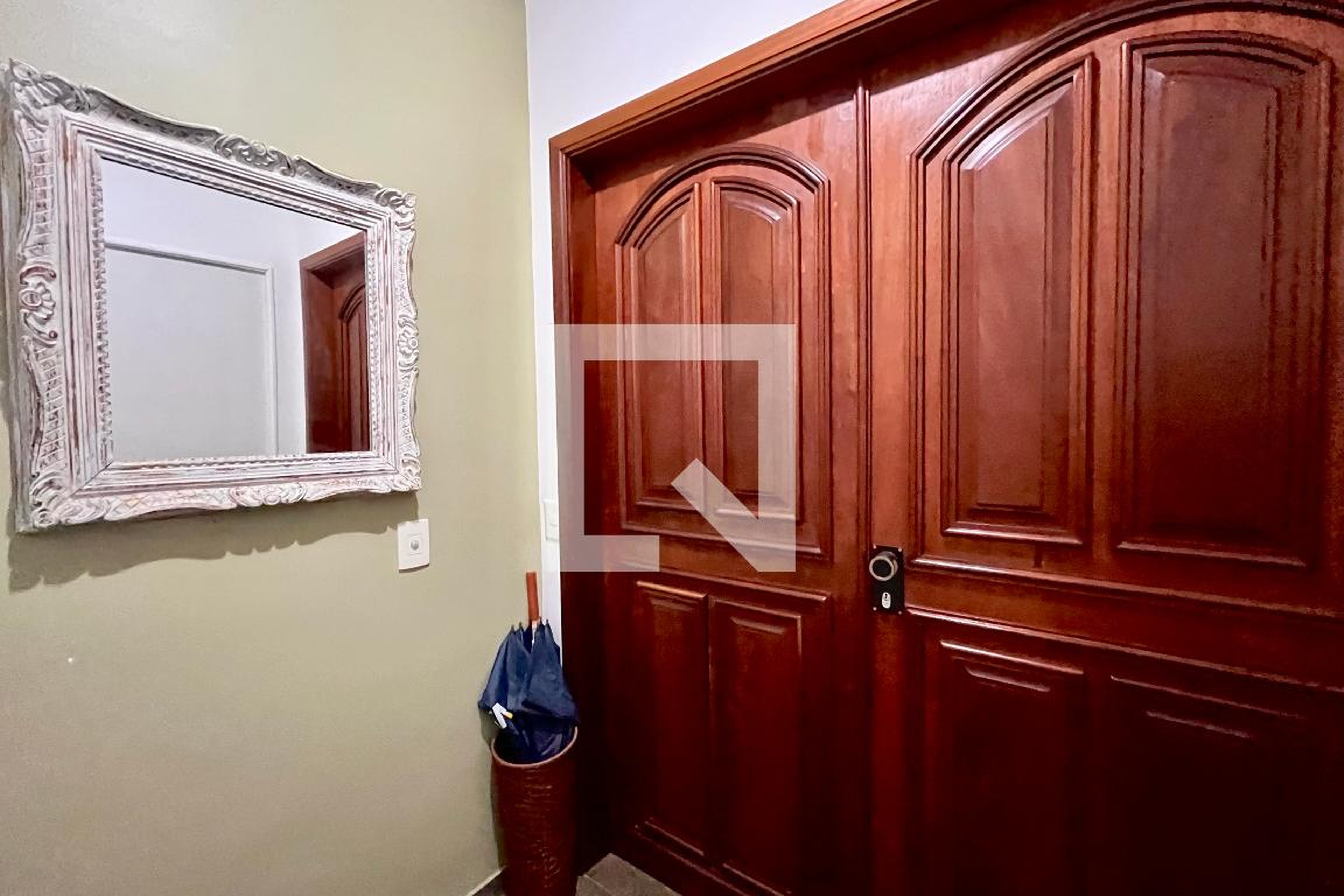 Hall de entrada Condomínio Reseda