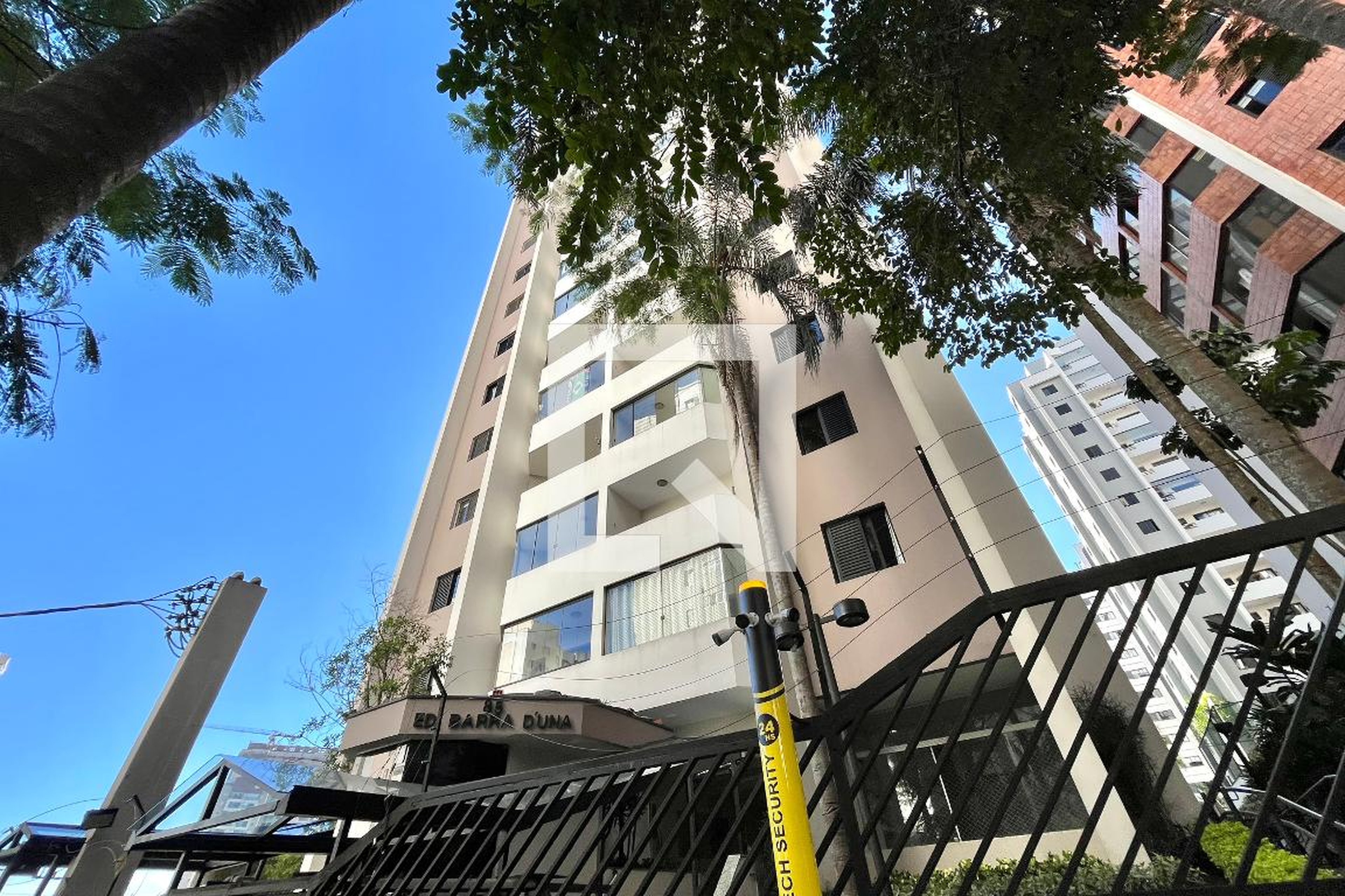 Fachada Edifício Barra Una