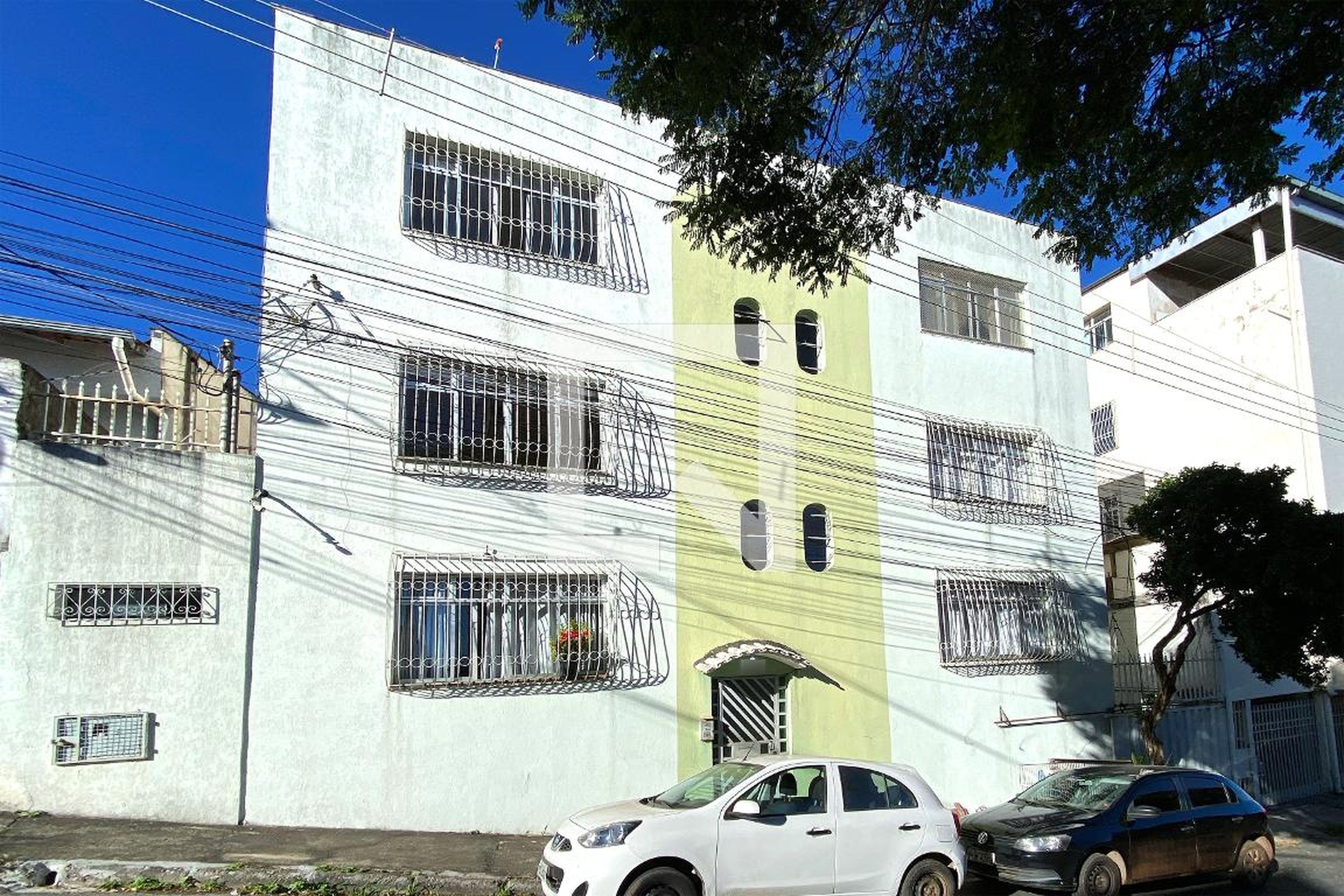 Fachada Condomínio em Rua Coronel Egídio Benício de Abreu, 198
