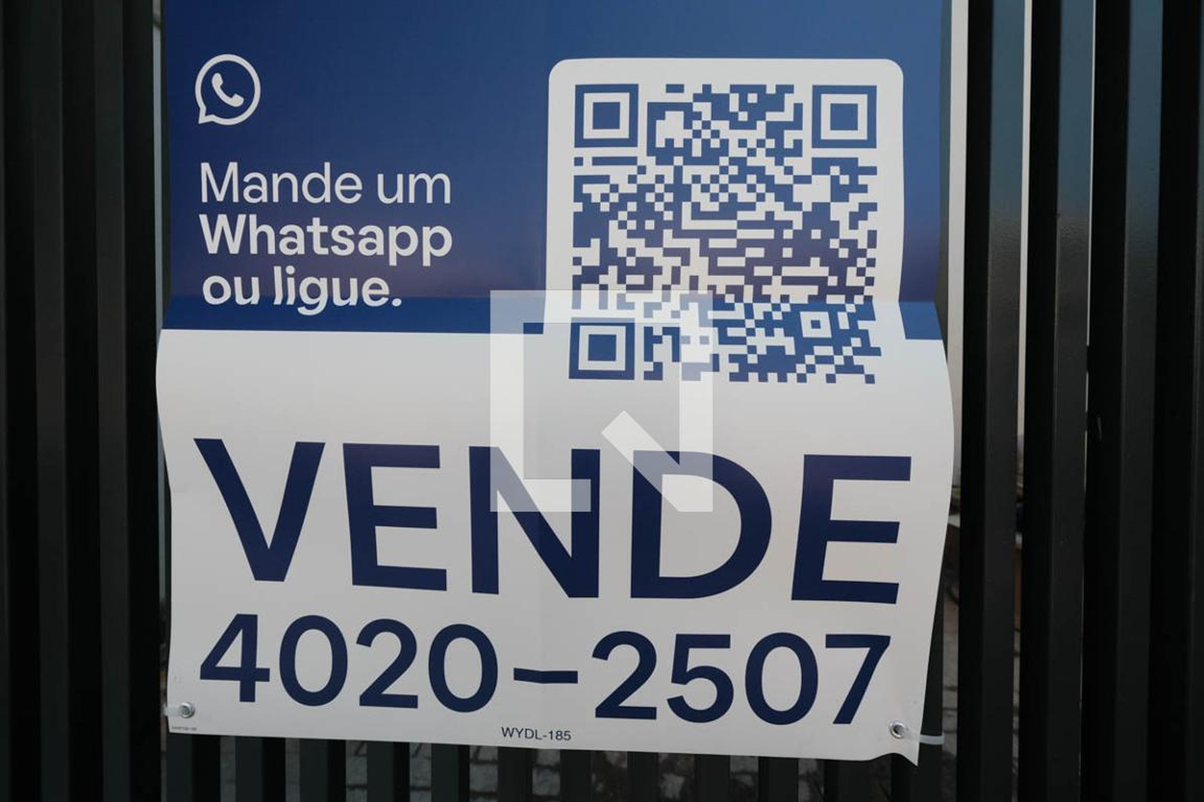Fachada Condomínio em Rua Enéas de Barros, 207
