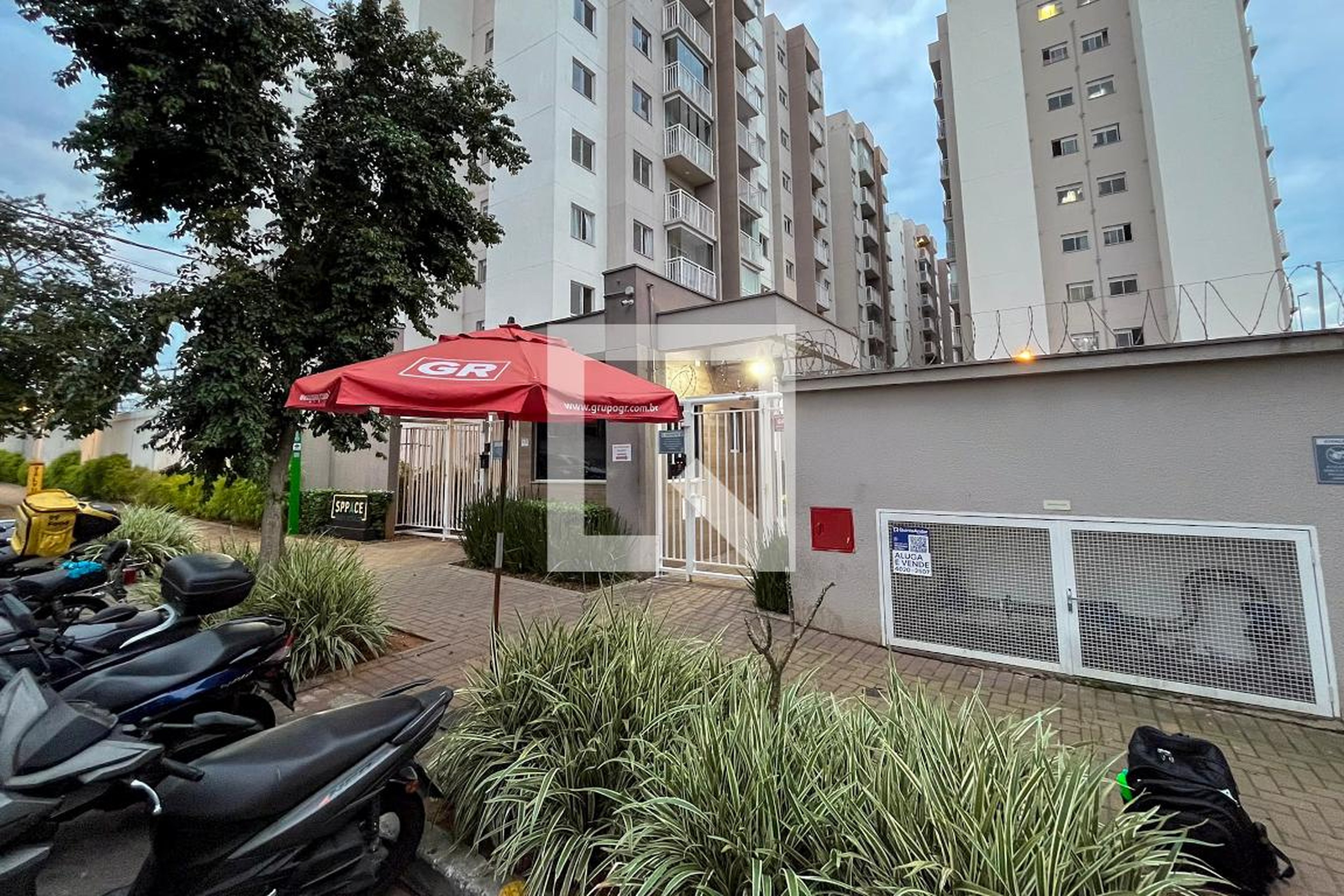 Fachada Condomínio Sppace Jardim Botânico