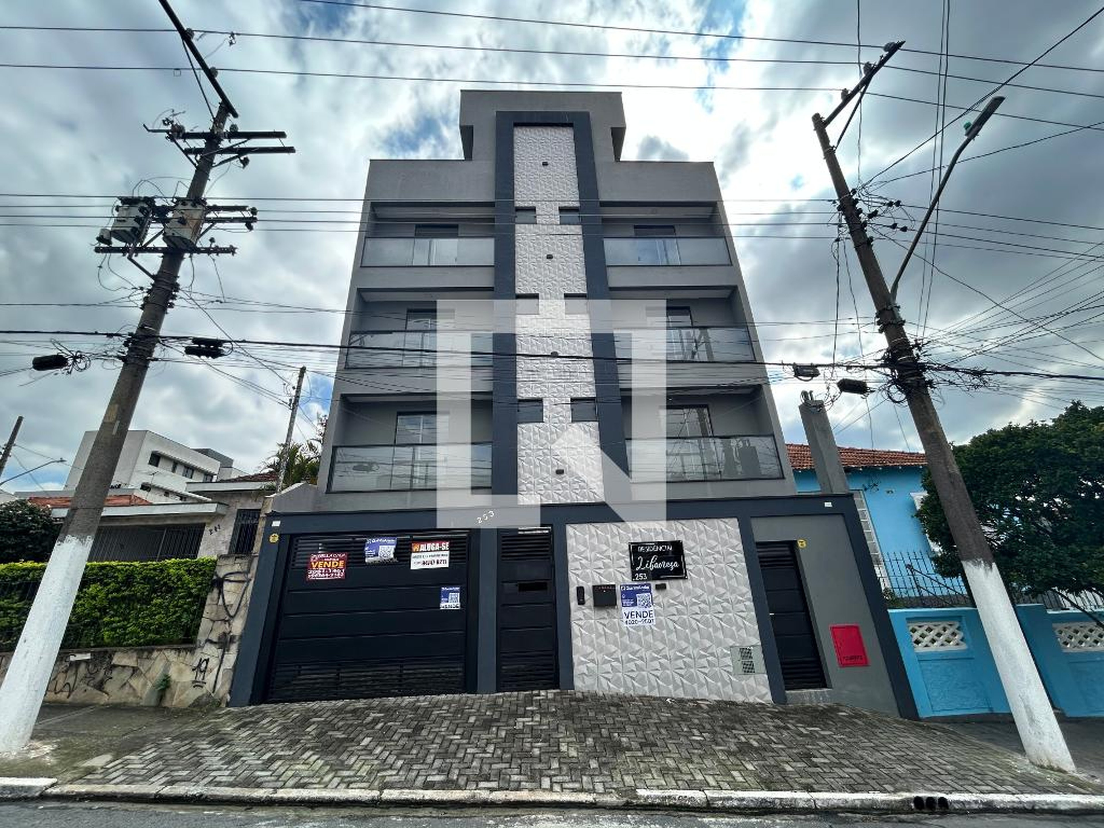 Fachada Condomínio Leonel França