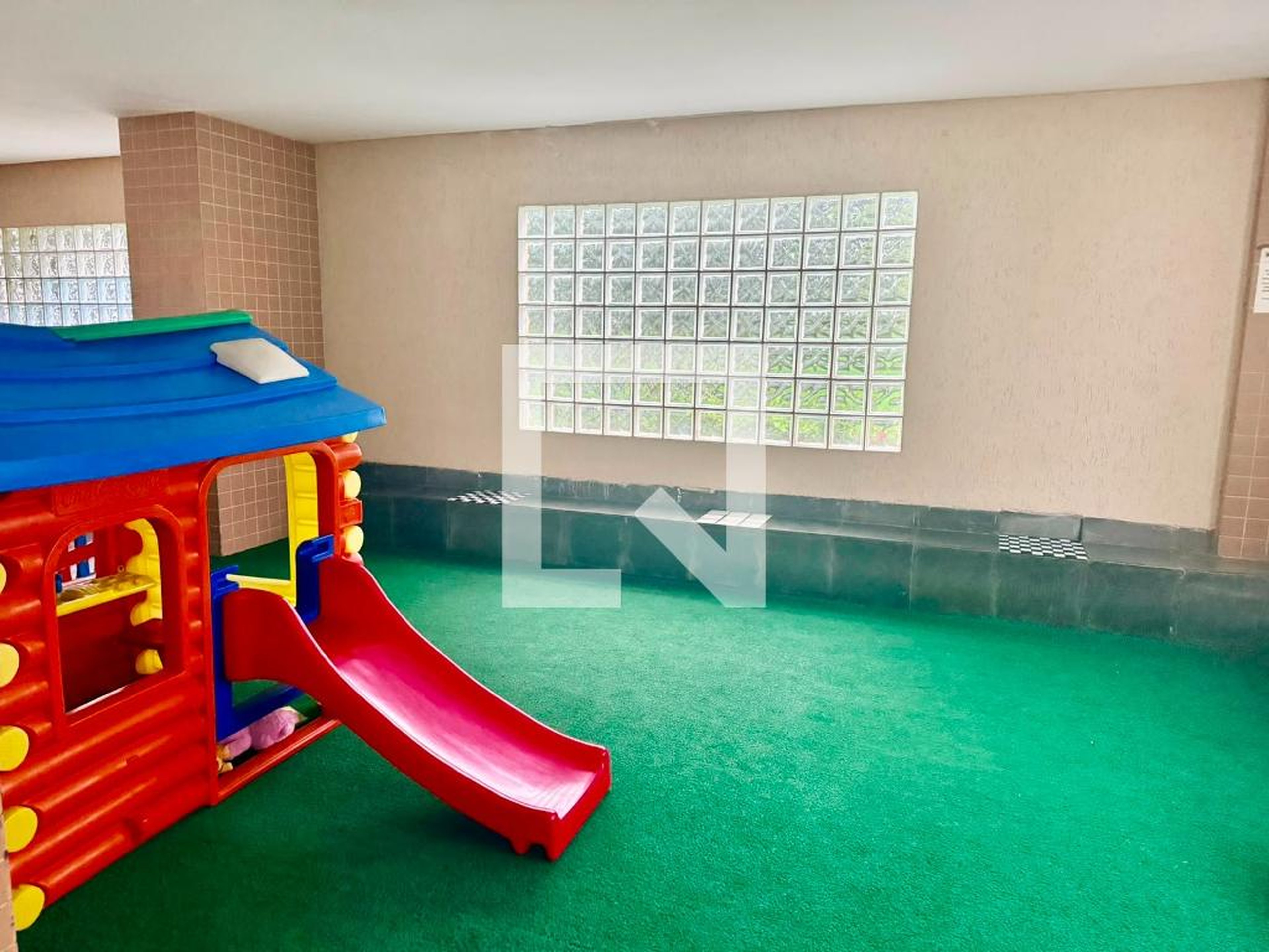 Playground - Pedra Negra
