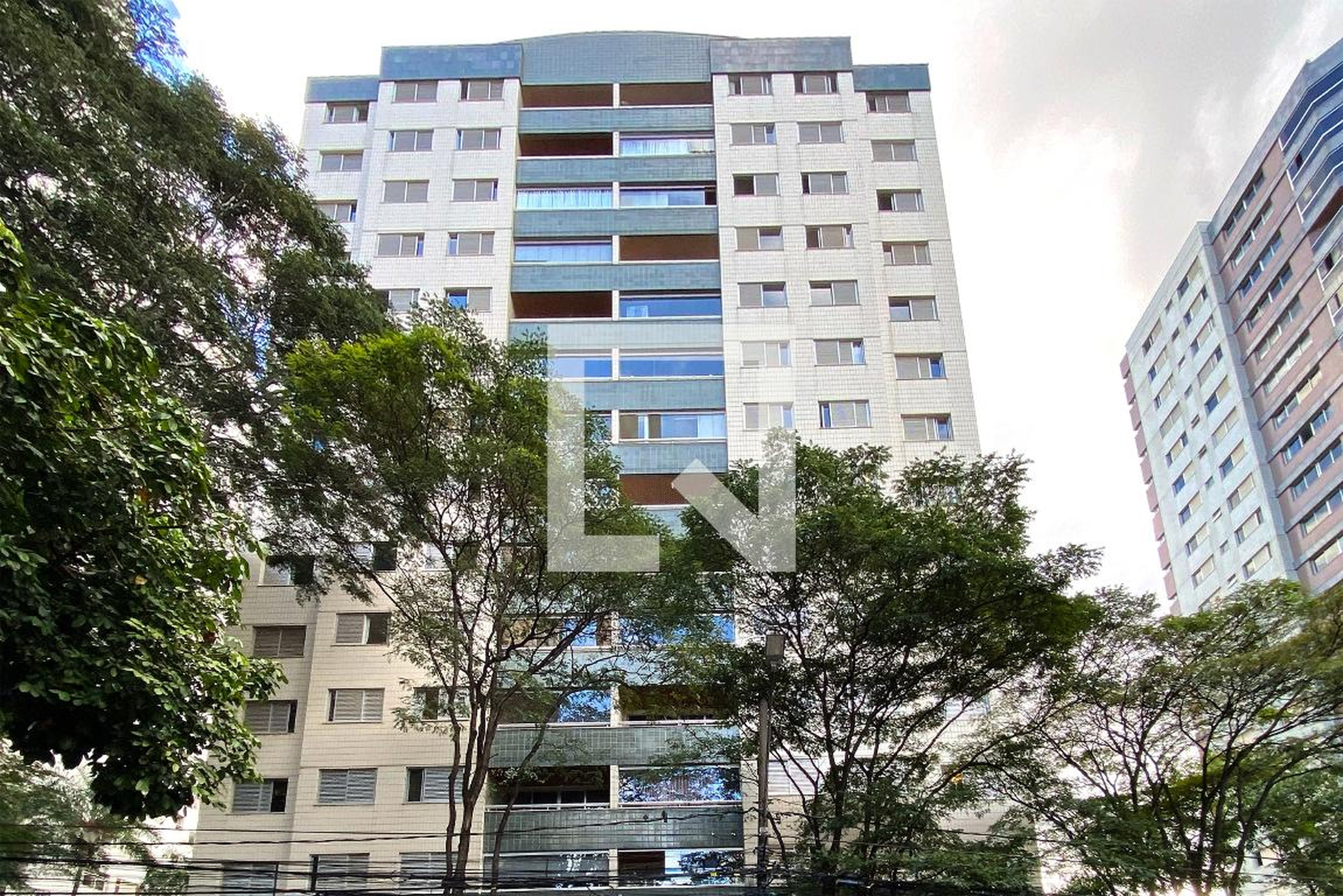 Fachada Edifício Max Linder