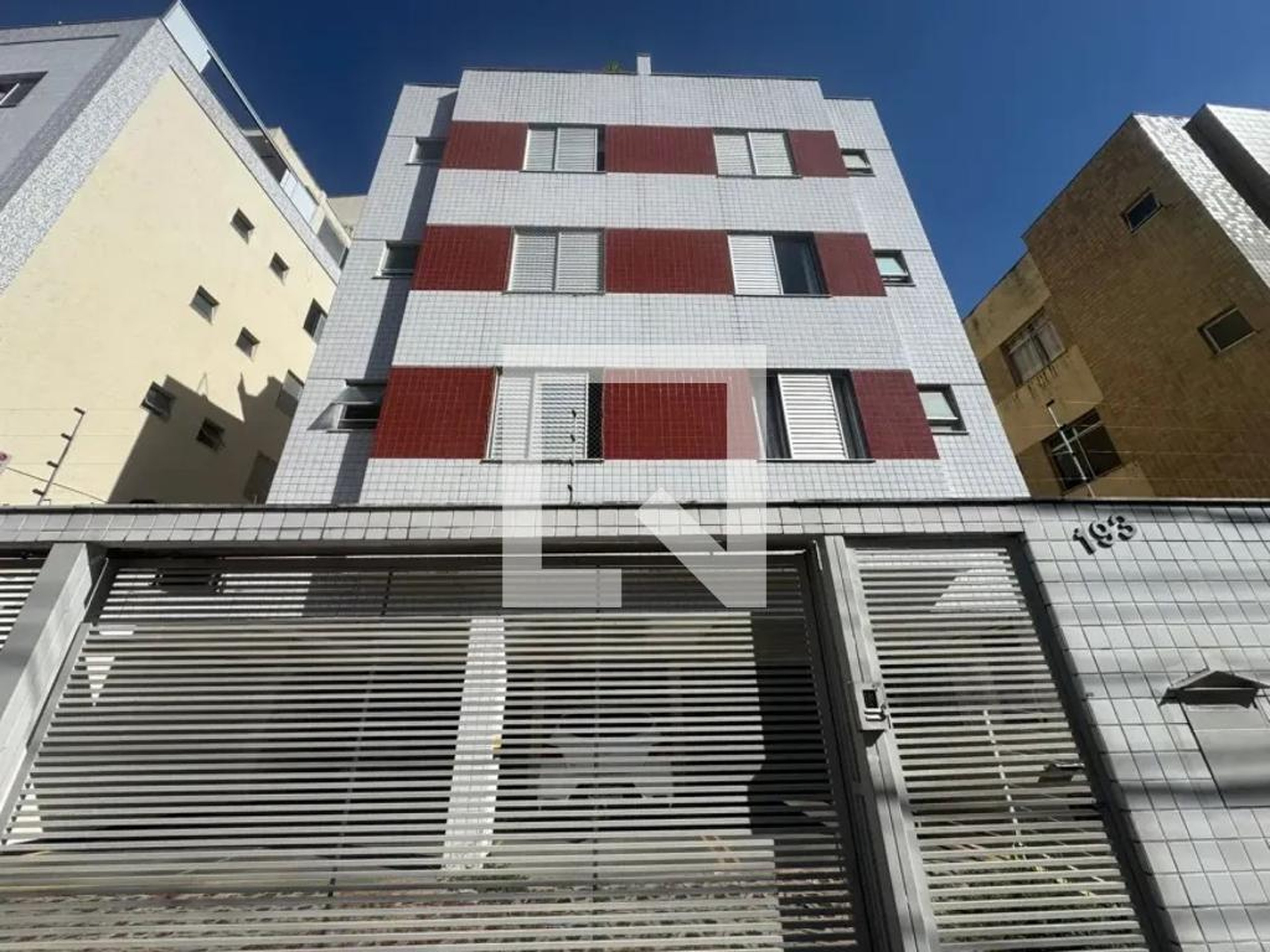 Fachada Condomínio Marinuzzi Alcoe Residence