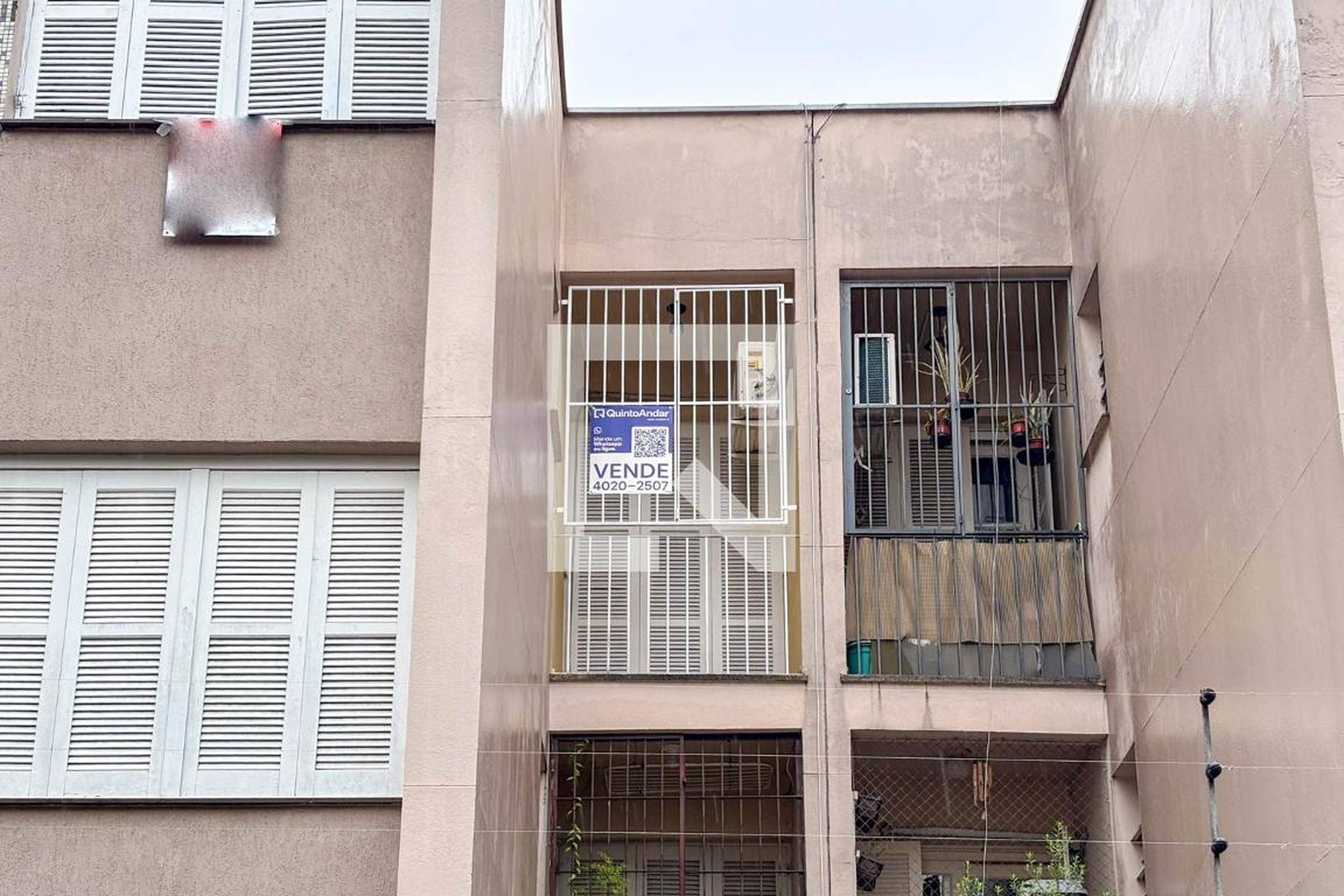Fachada Condomínio em Rua Itaboraí, 605
