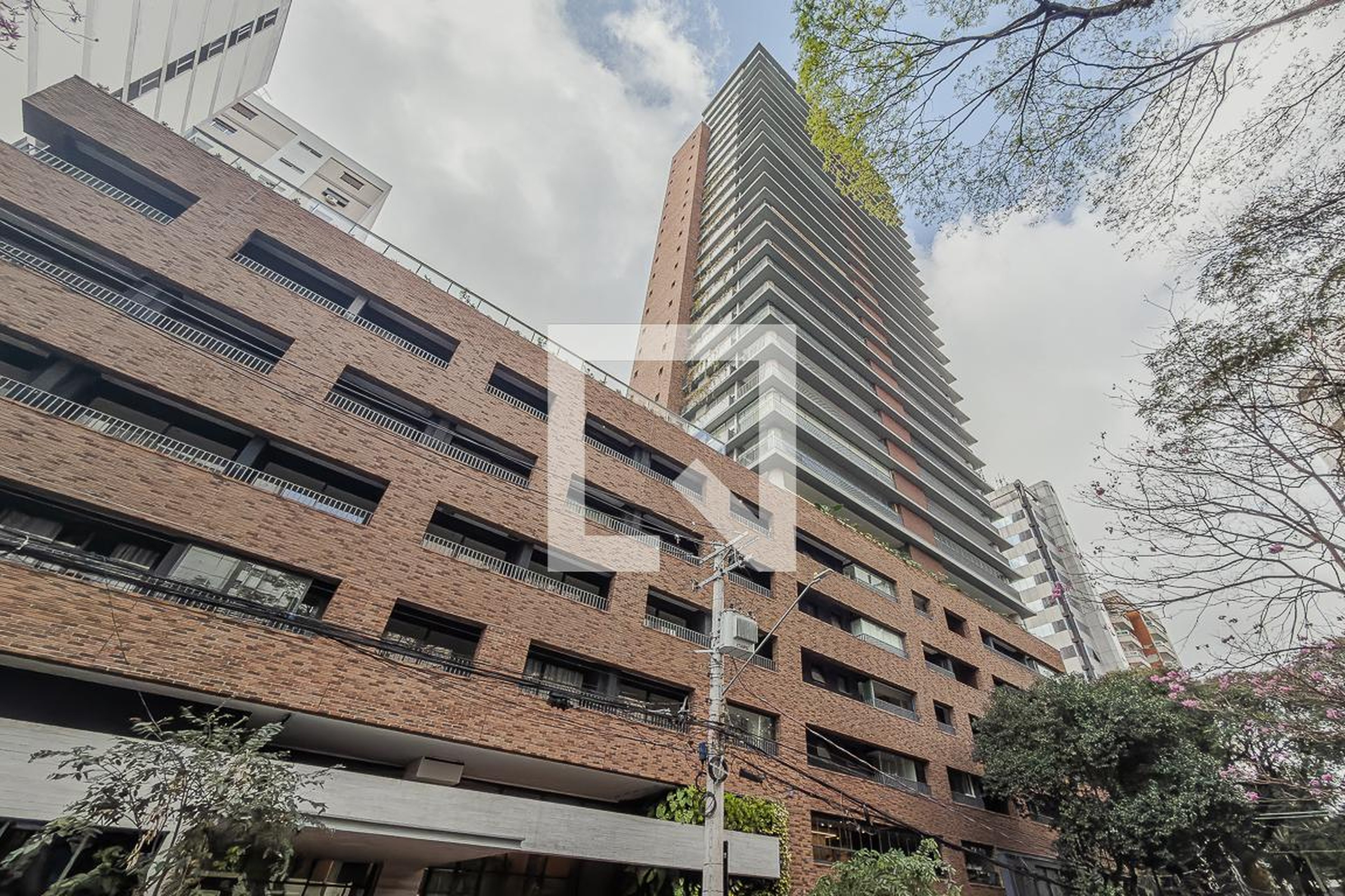 Fachada Condomínio Contemporâneo