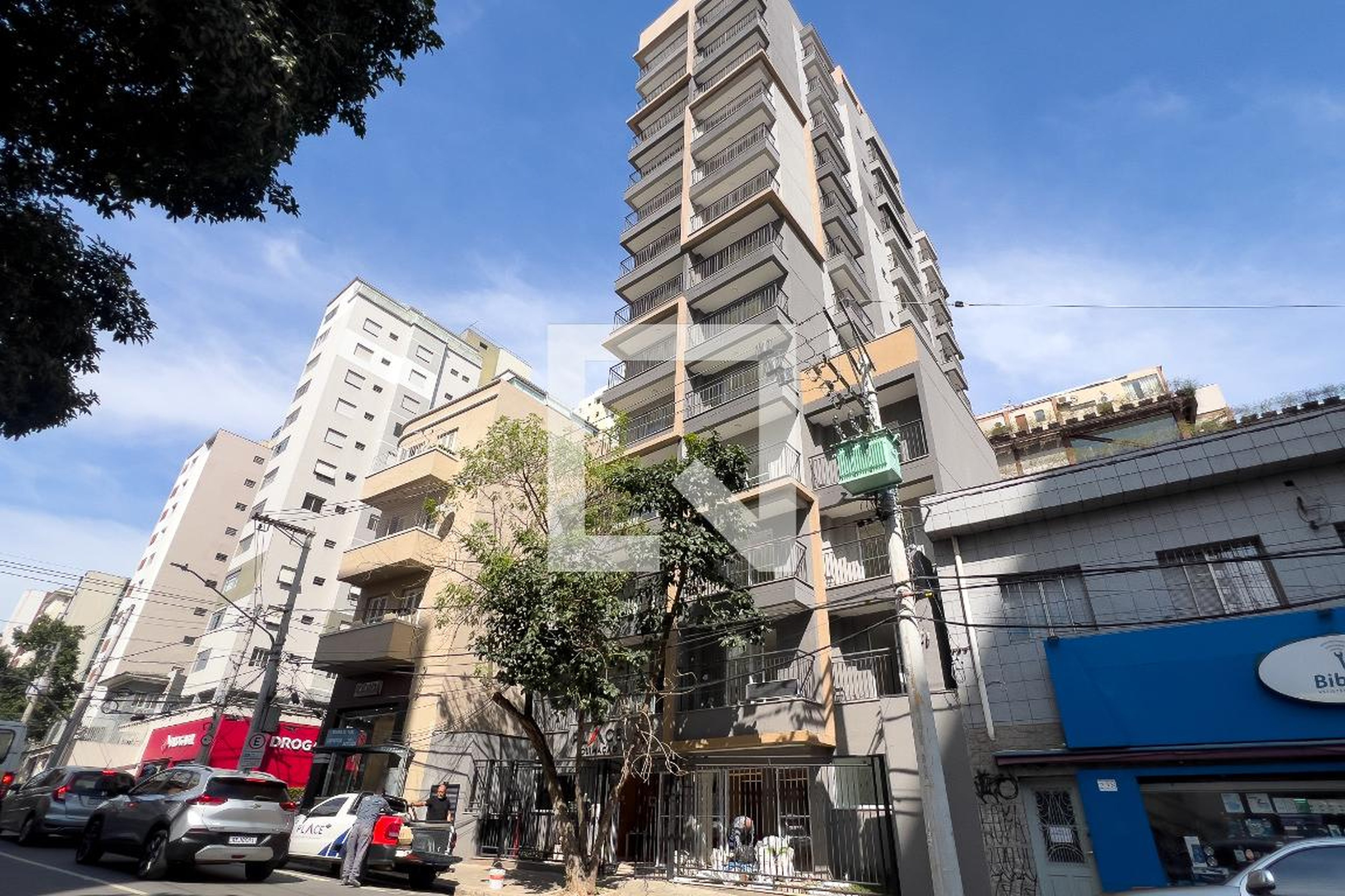 Fachada Condomínio em Rua José Getúlio, 252