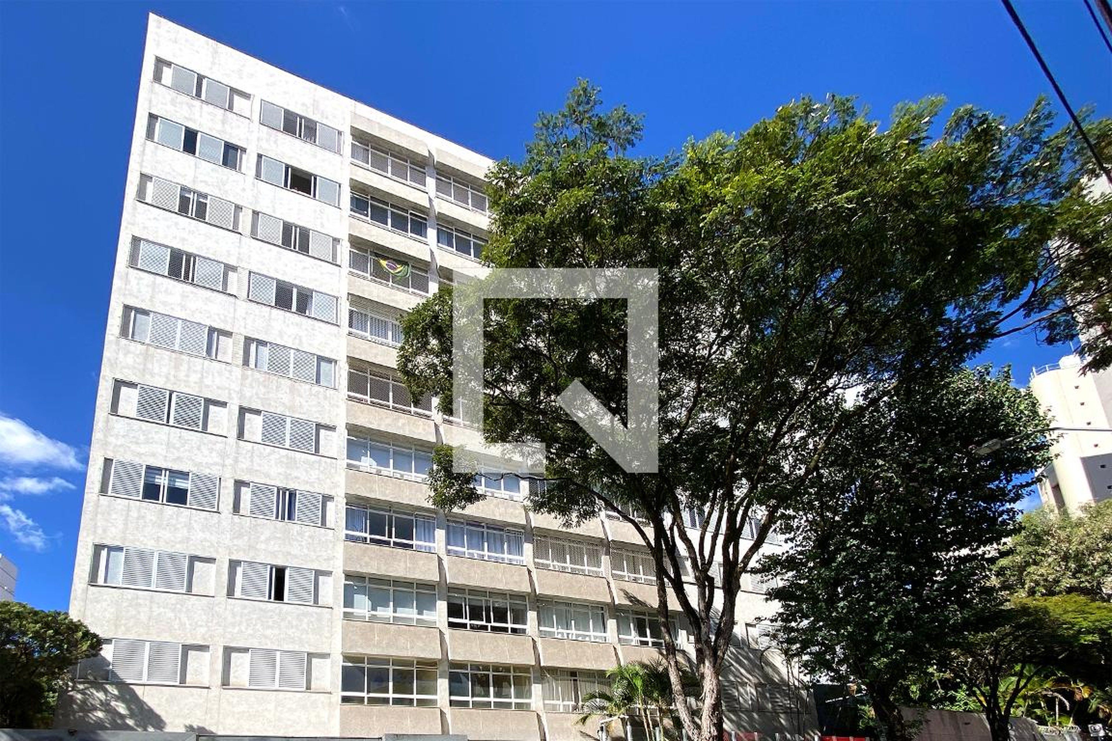 Fachada Edifício Parque da Serra
