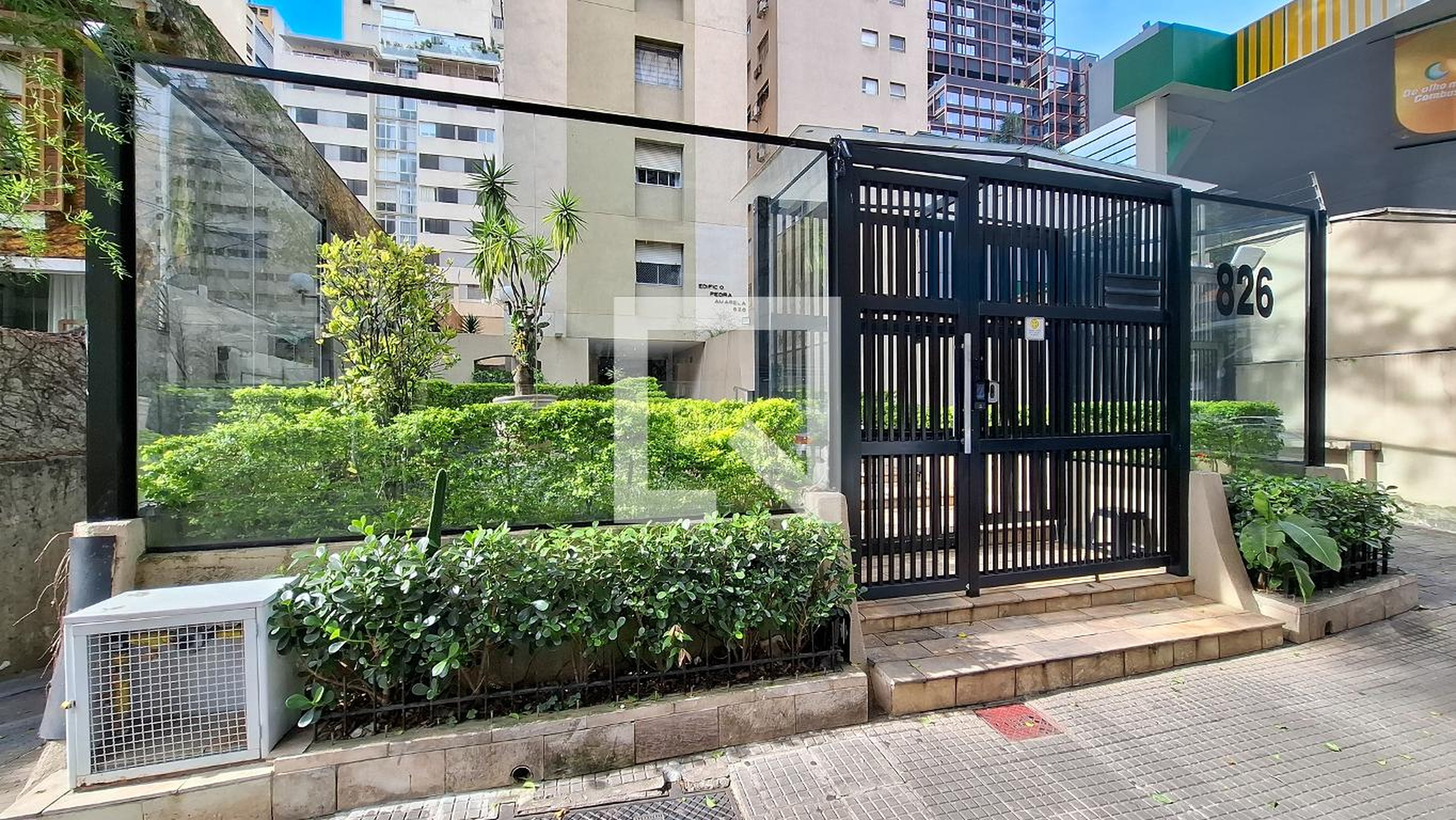 Fachada do Prédio Edifício Pedra Amarela