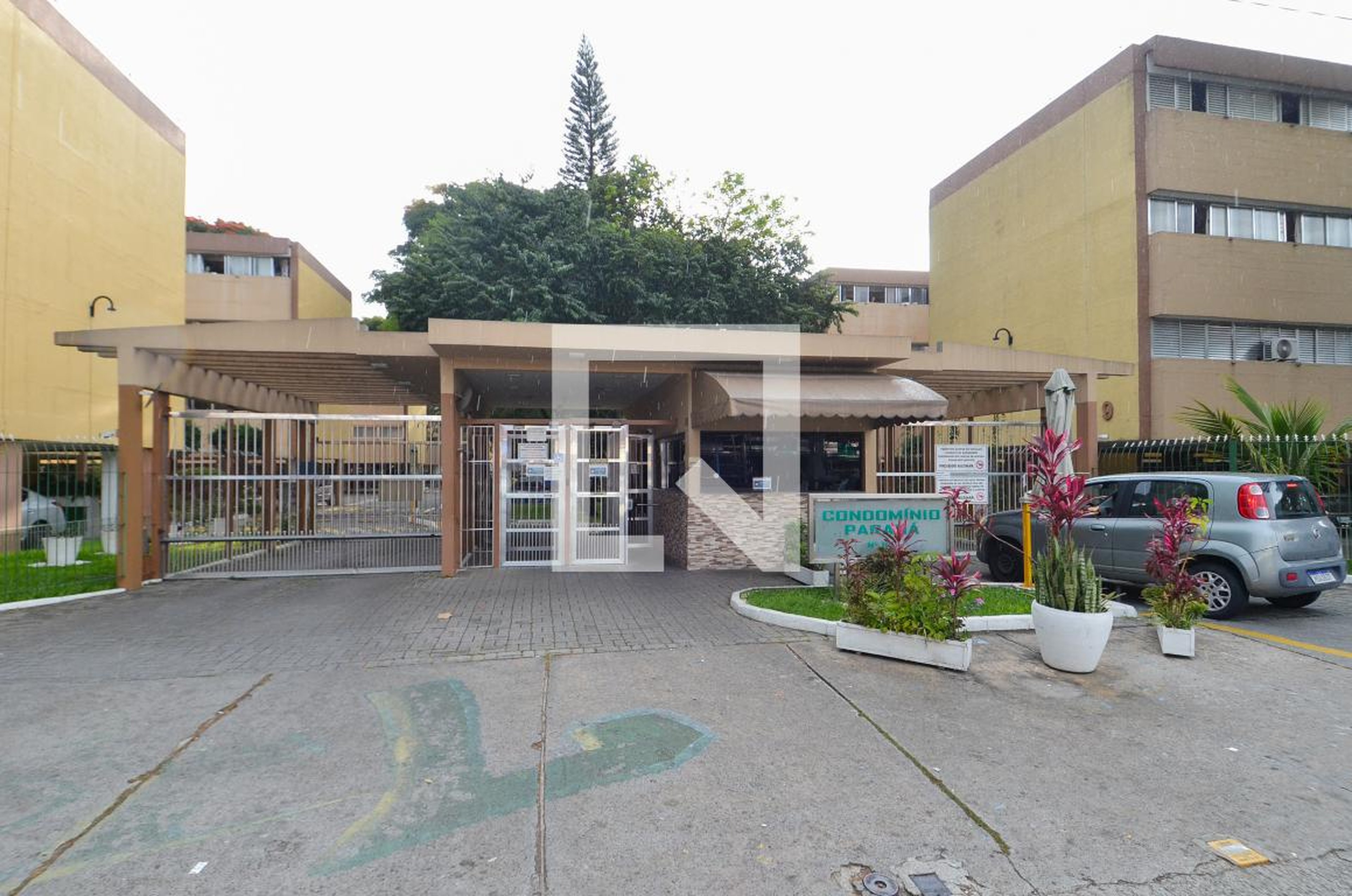 Fachada do Condominio Condomínio Paraná