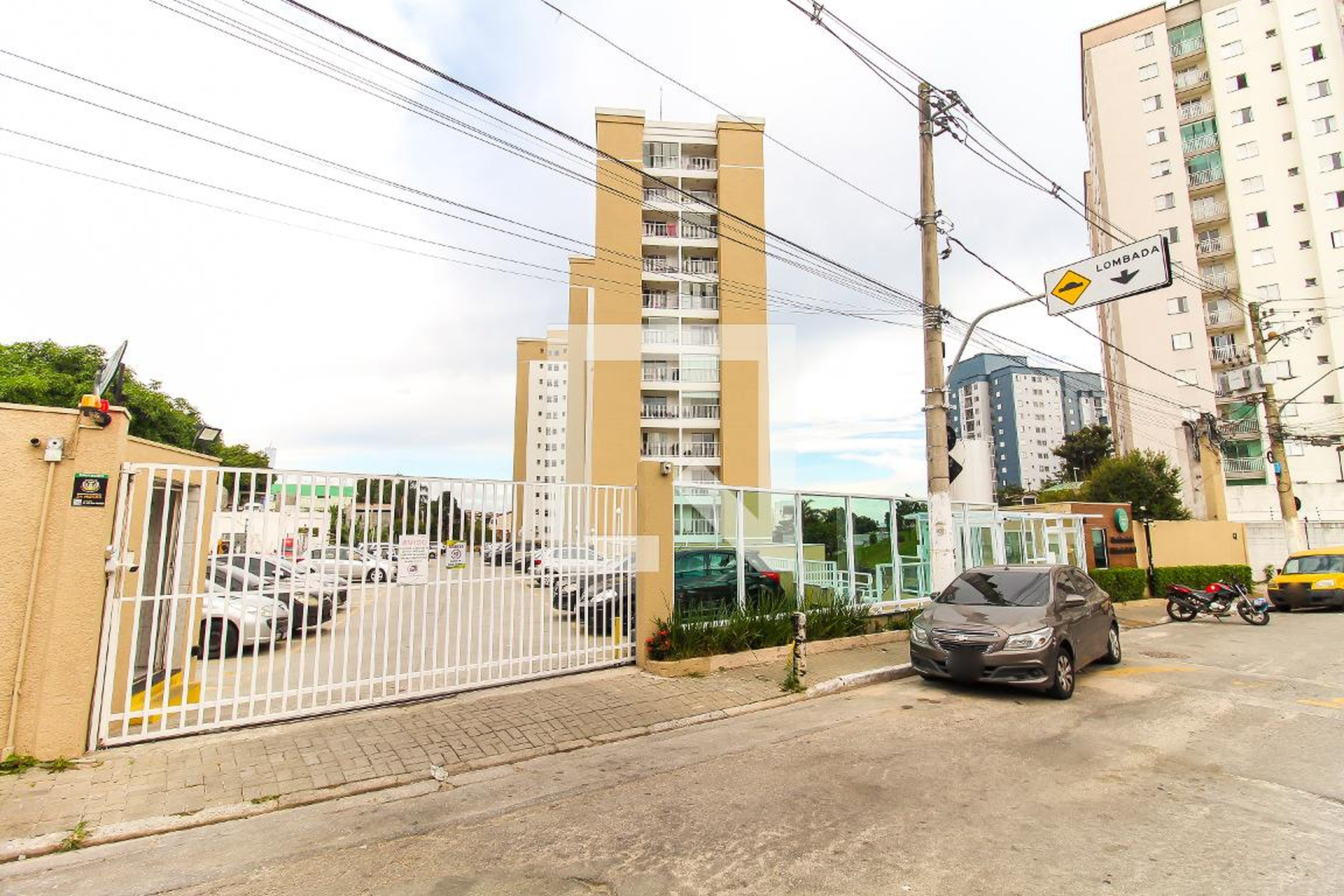 Fachada Condomínio Cidade sob Sol