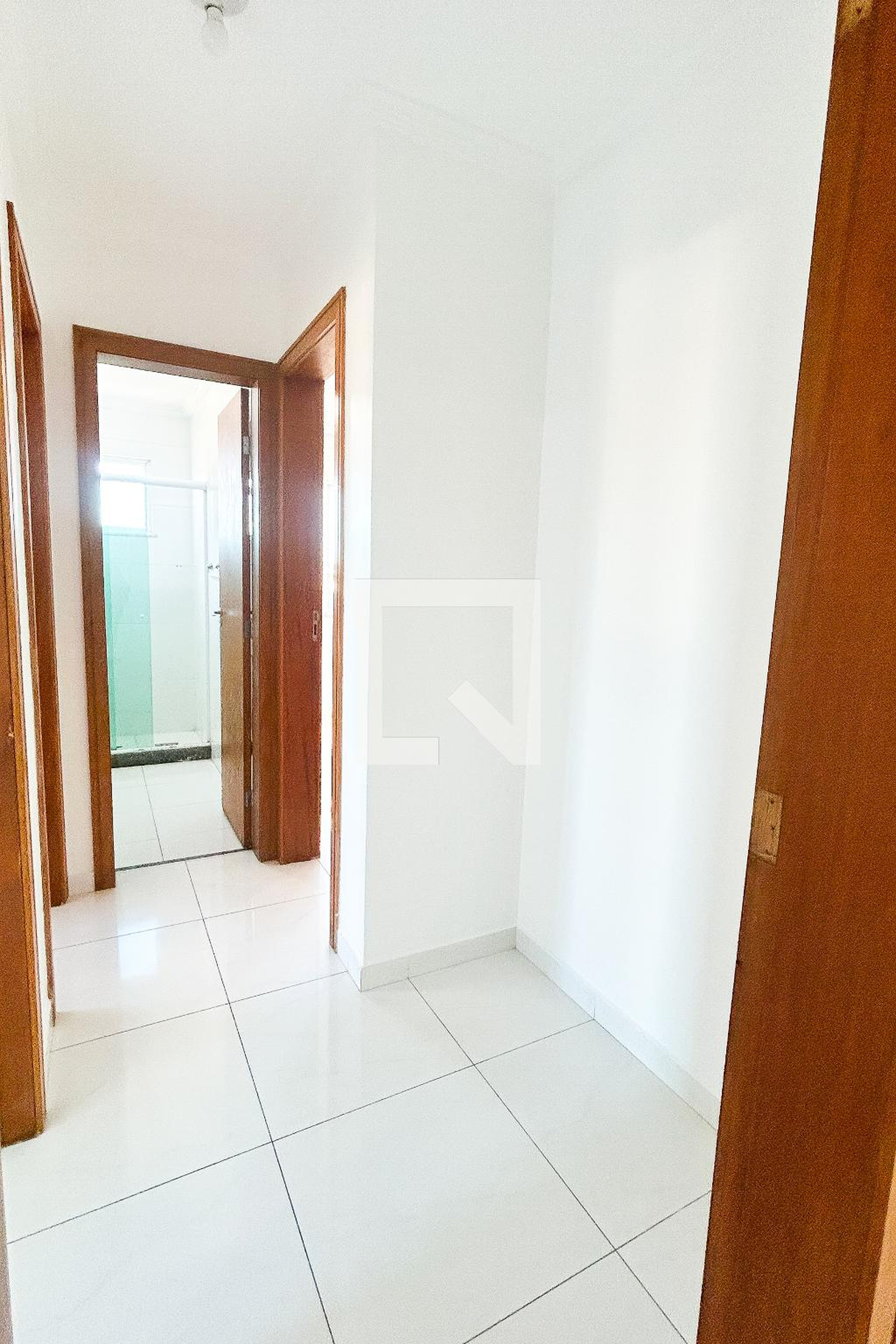 Hall Condomínio em Avenida Governador Roberto Silveira, 90