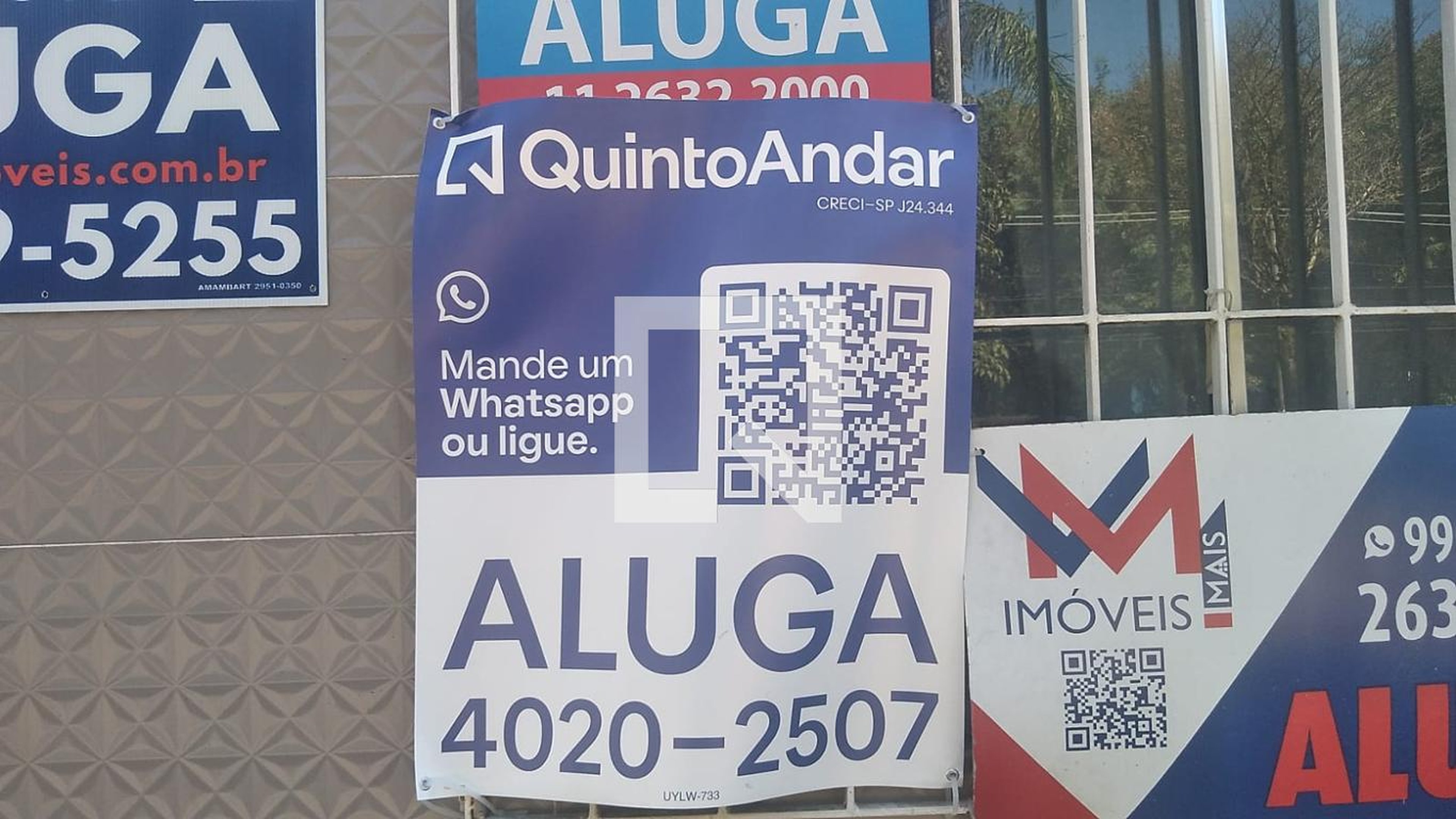 Fachada Condomínio em Avenida General Ataliba Leonel, 433