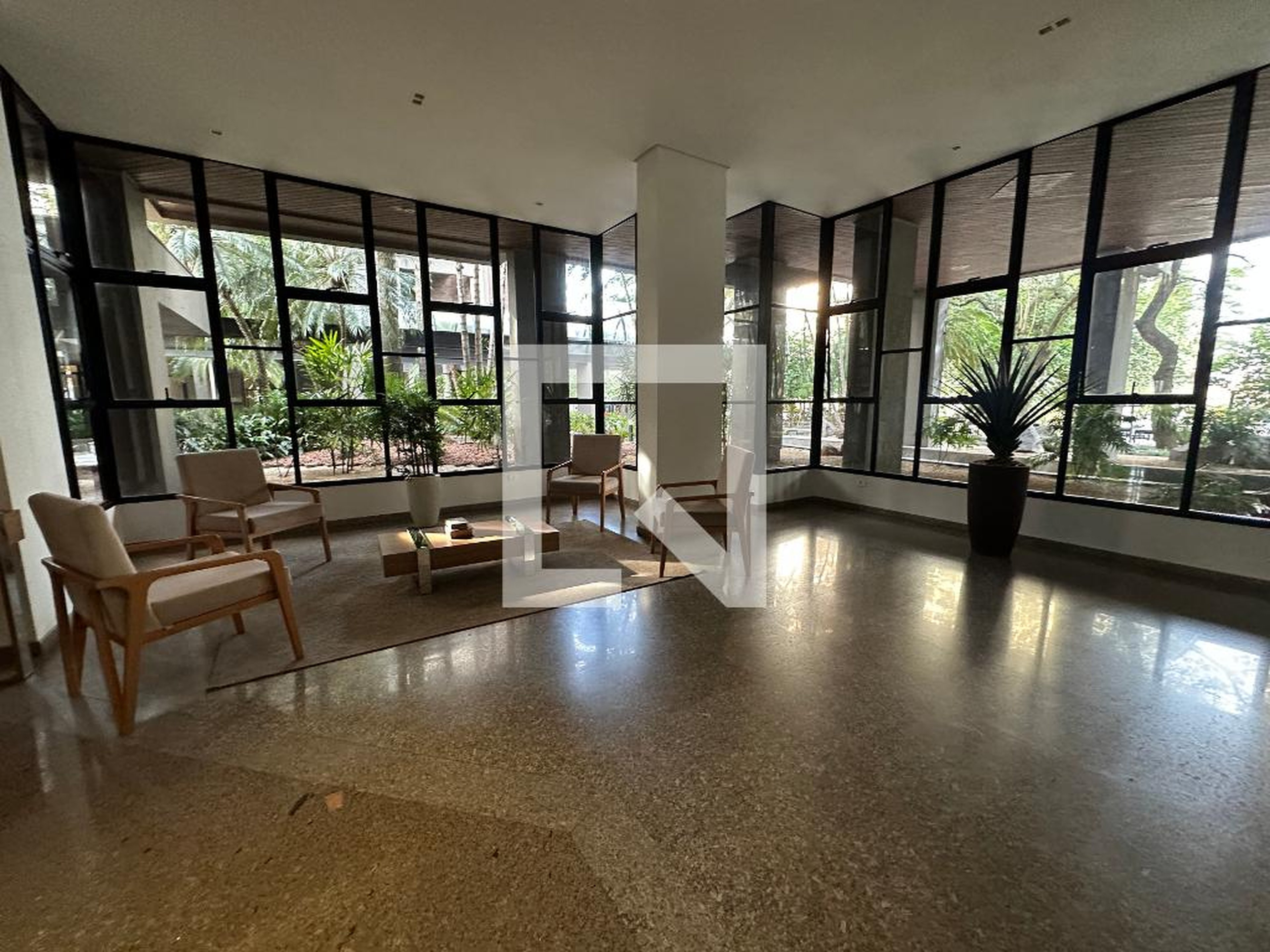 Hall de entrada - Californian Towers