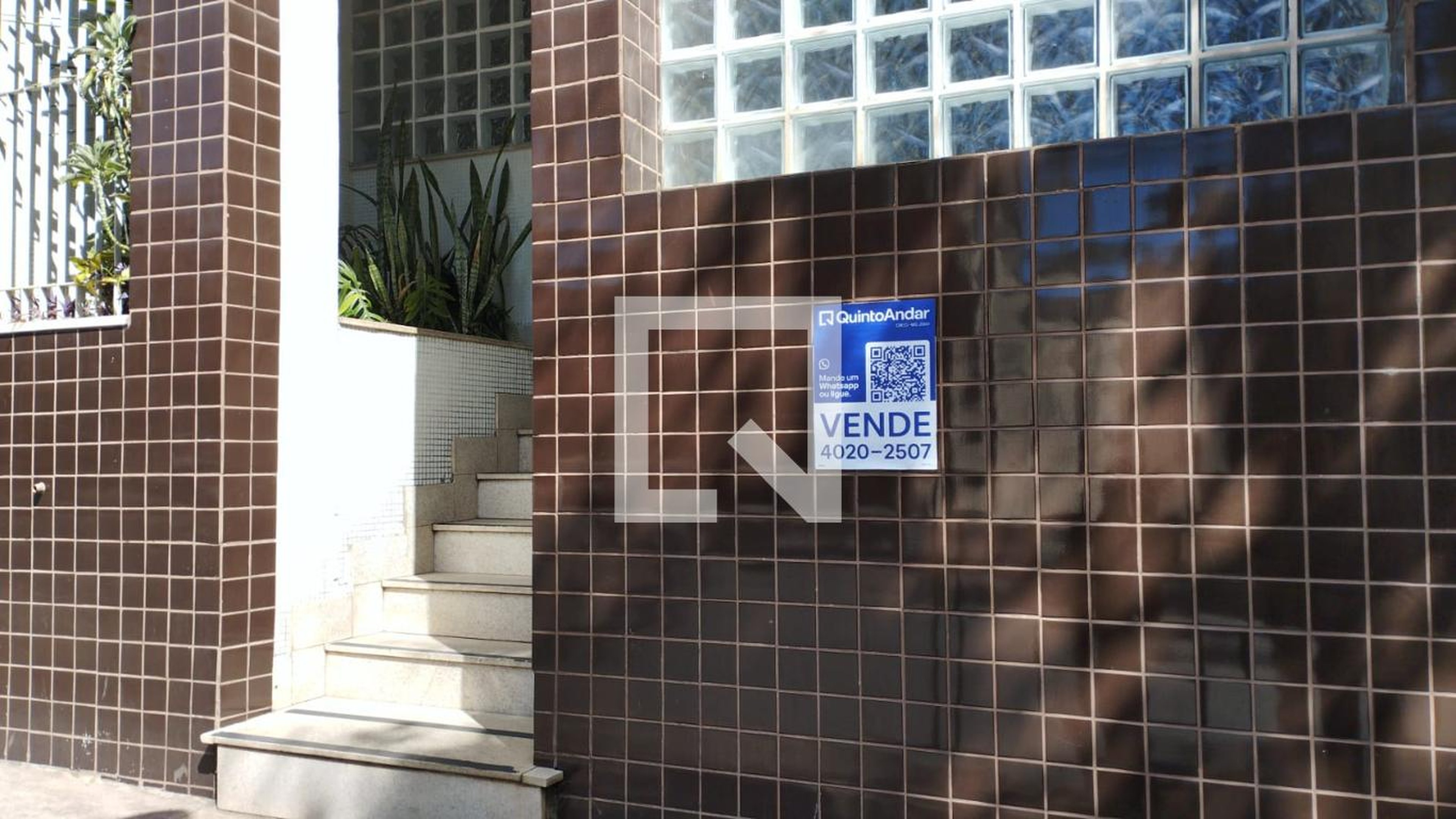 Fachada Condomínio em Rua Iraí, 150