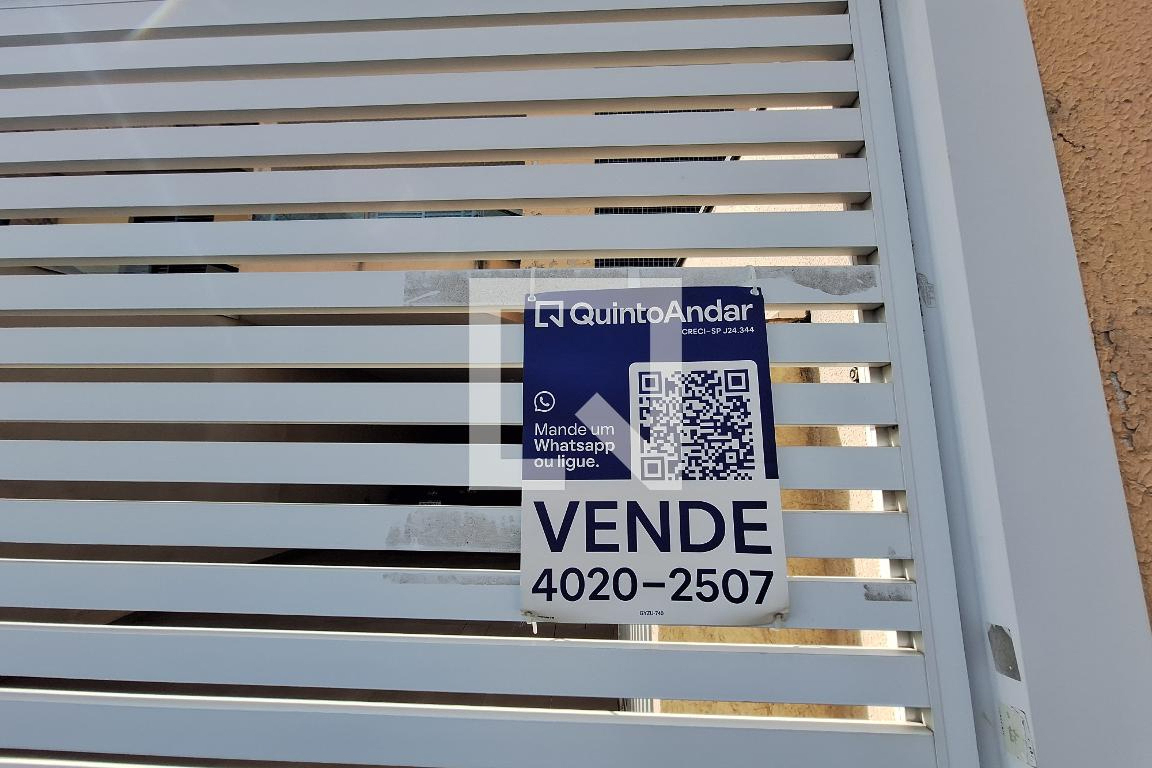 Fachada Condomínio em Rua Apiaí, 860