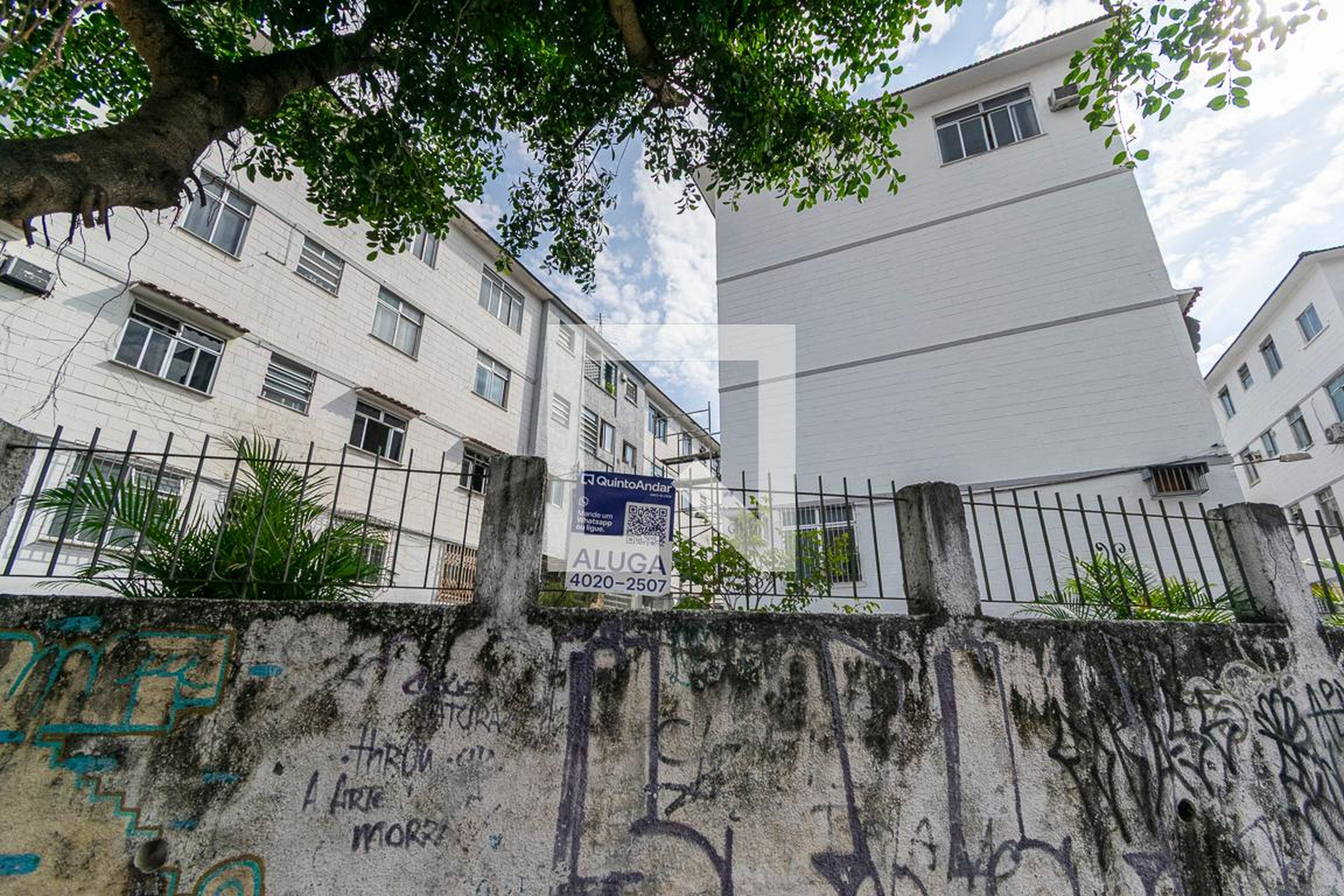 Fachada do Prédio Condomínio Estrada da Água Grande