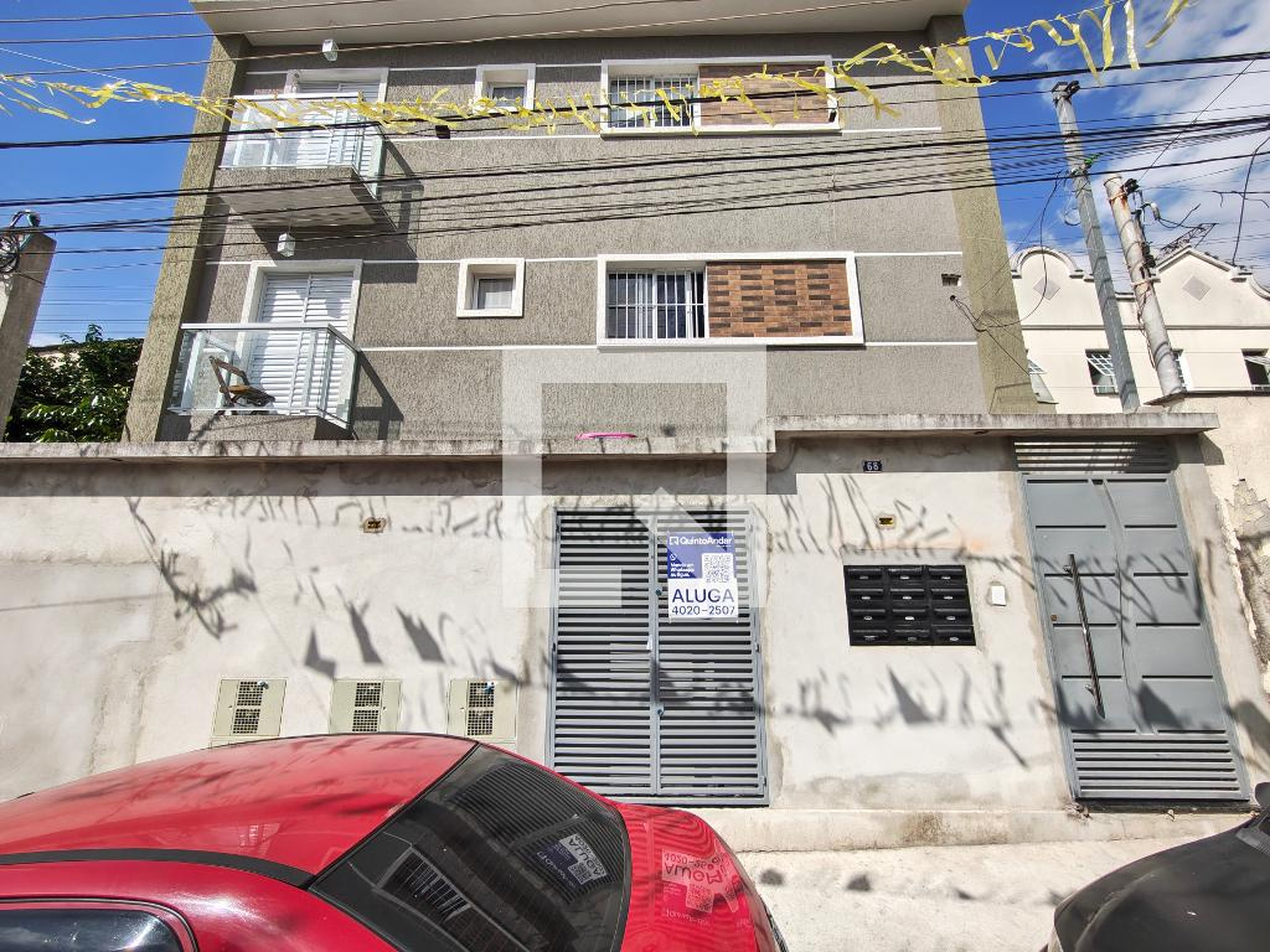 Fachada Condomínio em Rua São Leotélio, 68