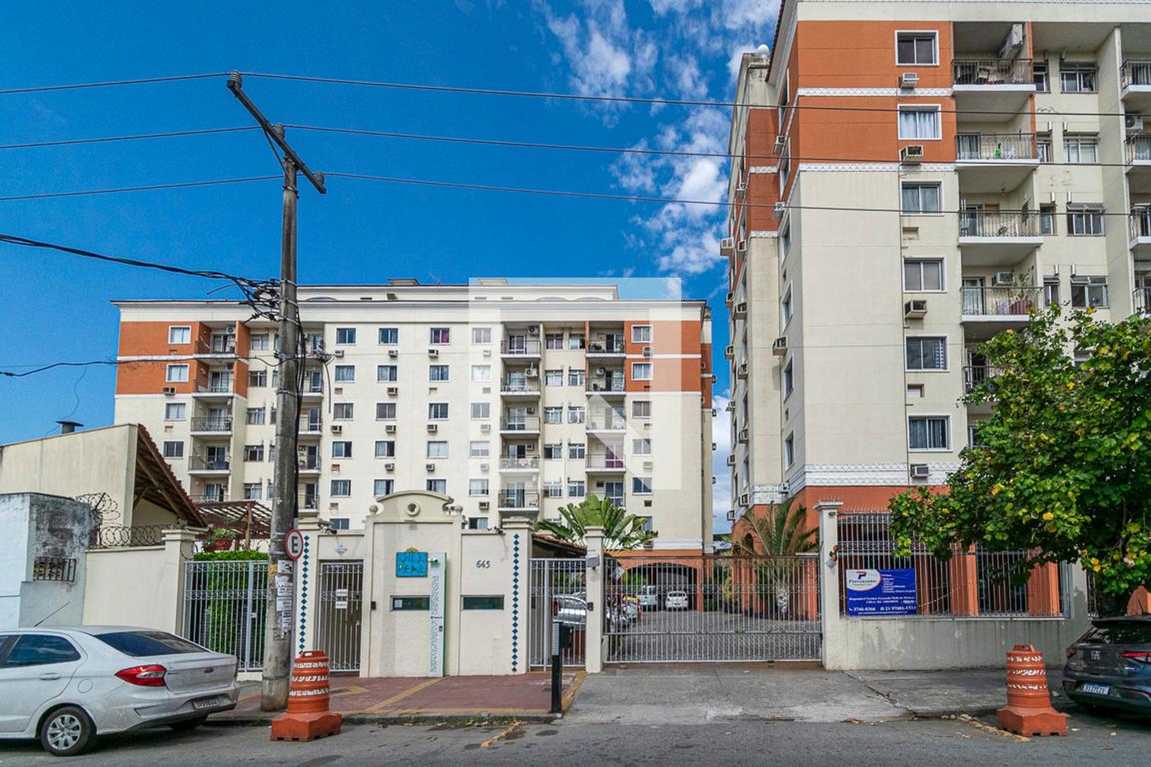 Fachada do Condomínio Condomínio Vila Real