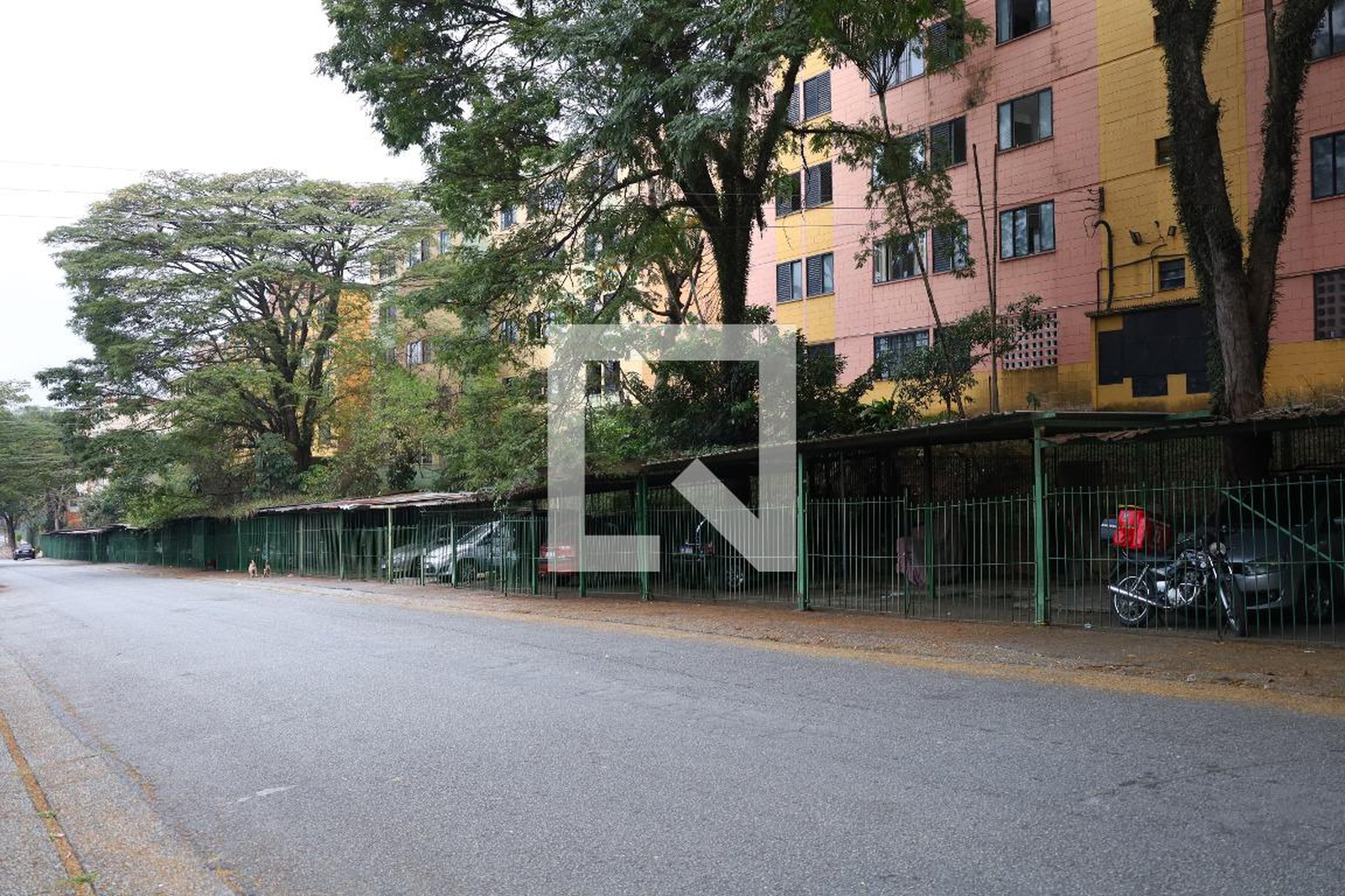 Fachada Condomínio Conjunto Habitacional Alamandas