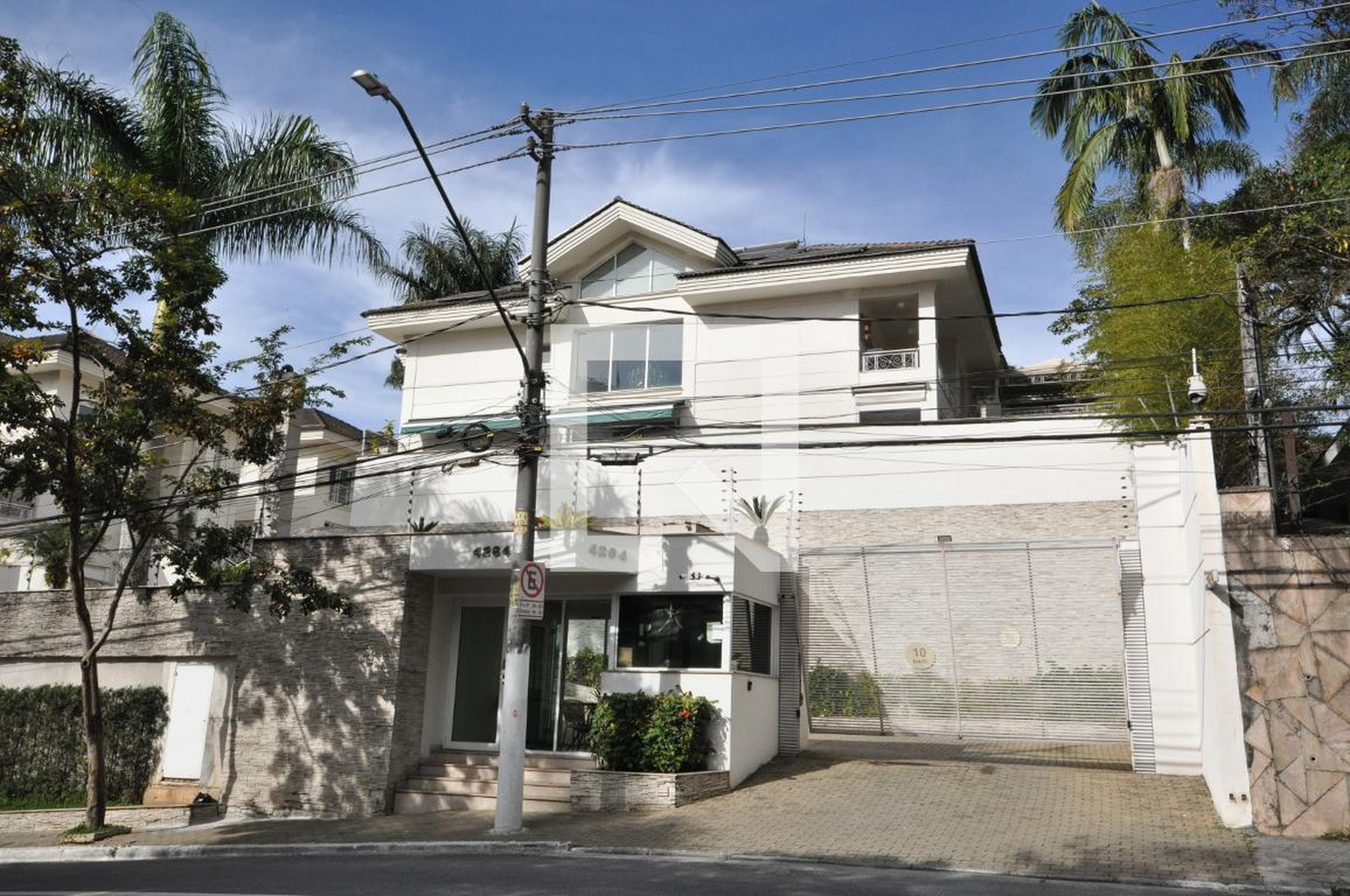 Fachada Condomínio em Avenida Nova Cantareira, 4264