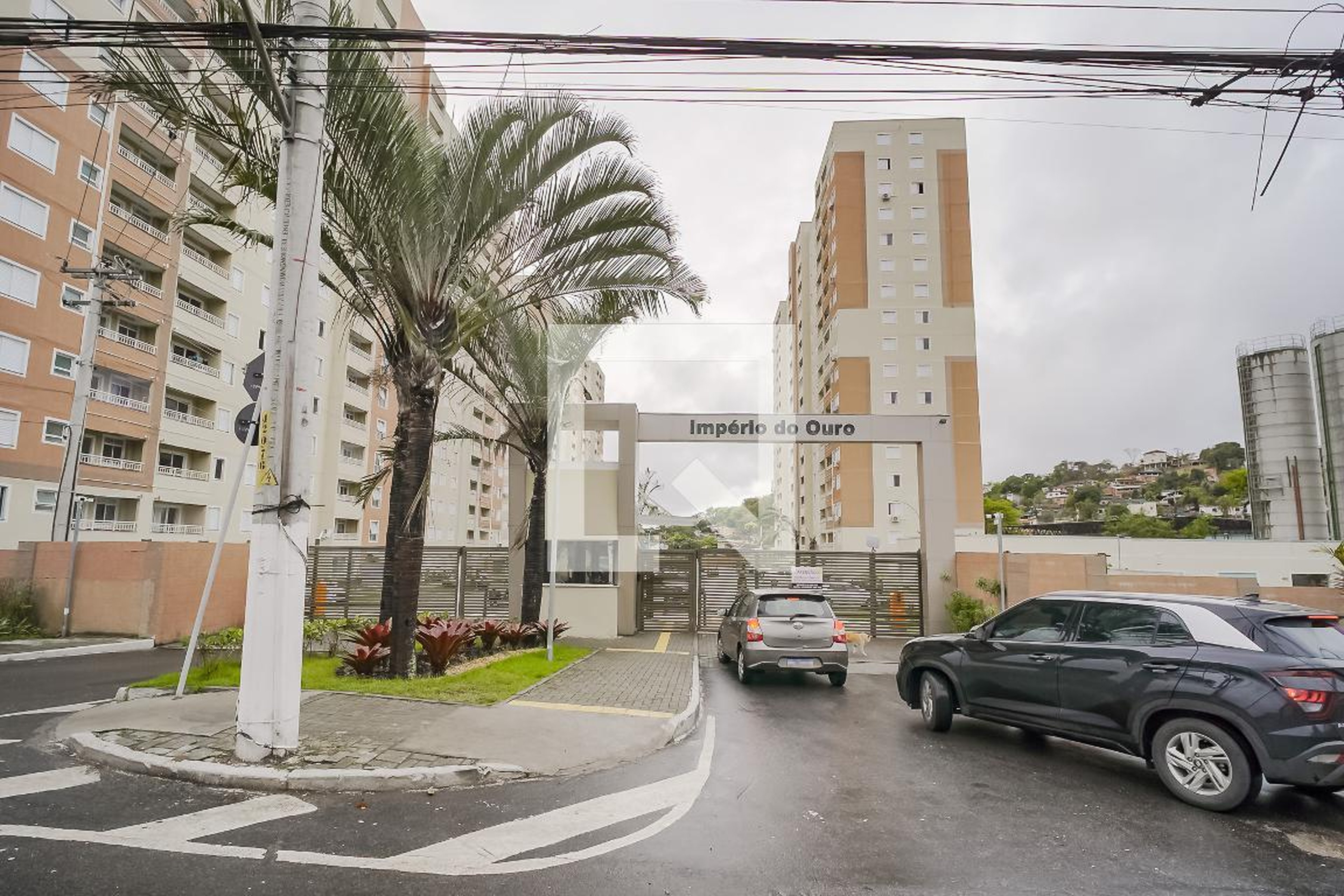 Fachada Condomínio Império do Ouro